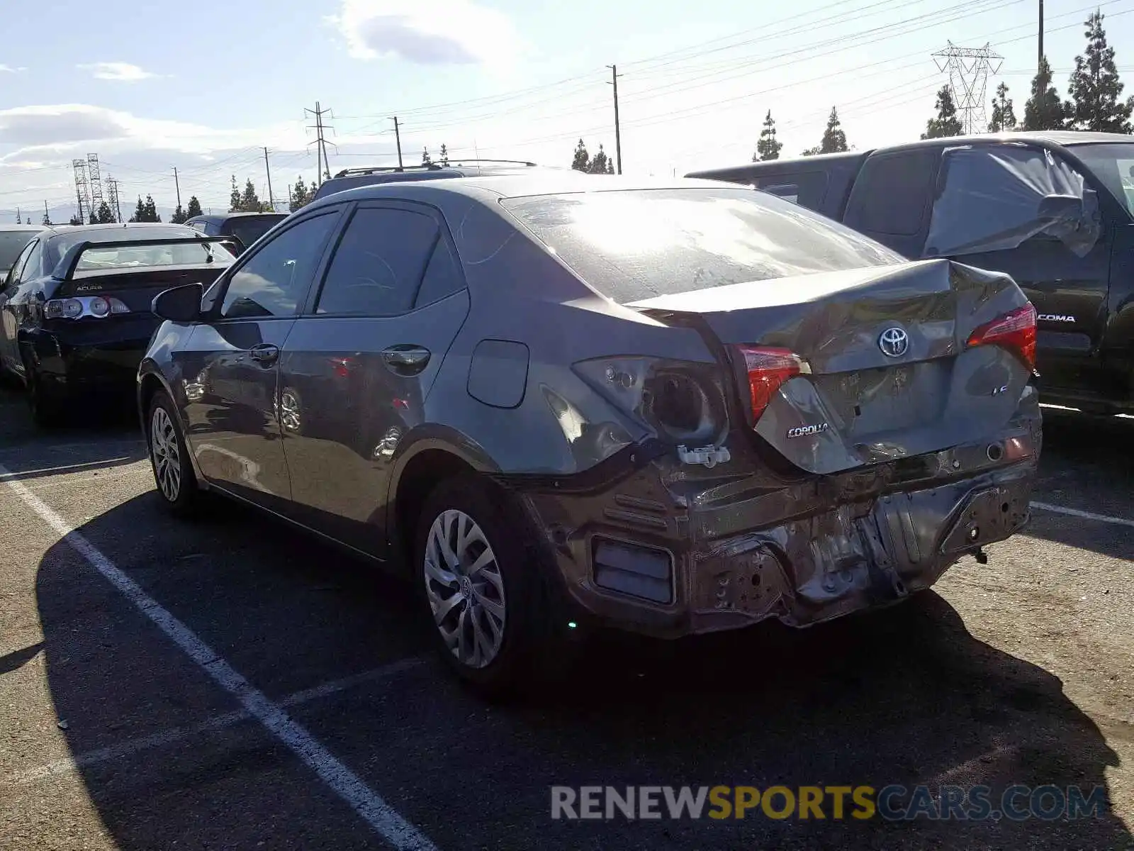 3 Photograph of a damaged car 2T1BURHE8KC158676 TOYOTA COROLLA 2019