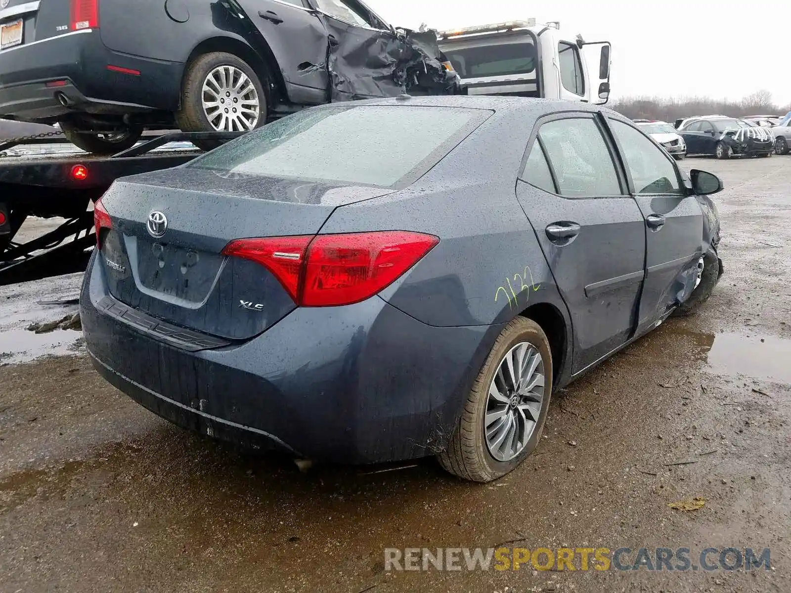 4 Photograph of a damaged car 2T1BURHE8KC158774 TOYOTA COROLLA 2019