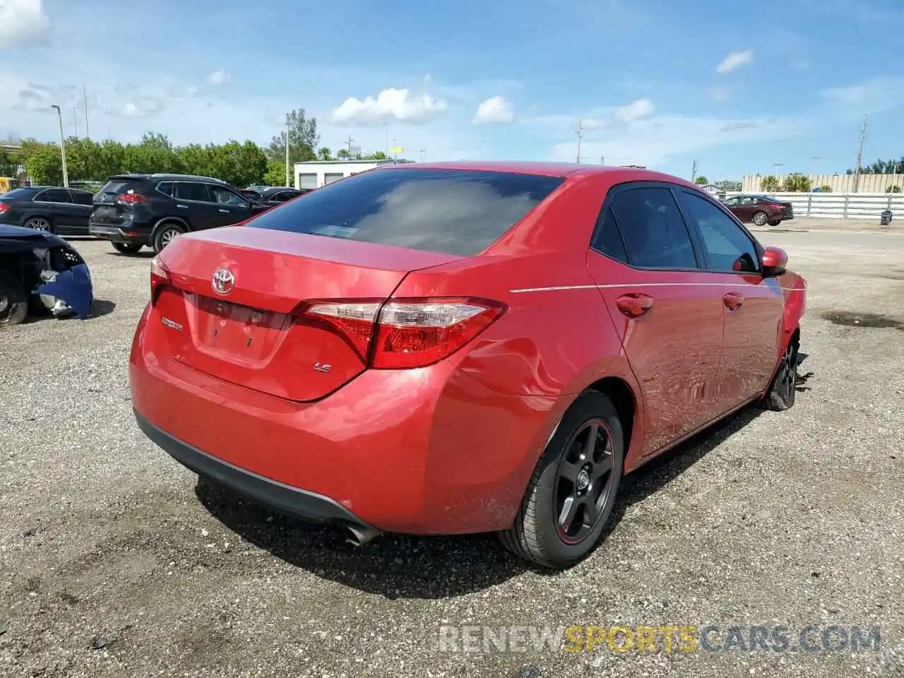 4 Photograph of a damaged car 2T1BURHE8KC158936 TOYOTA COROLLA 2019