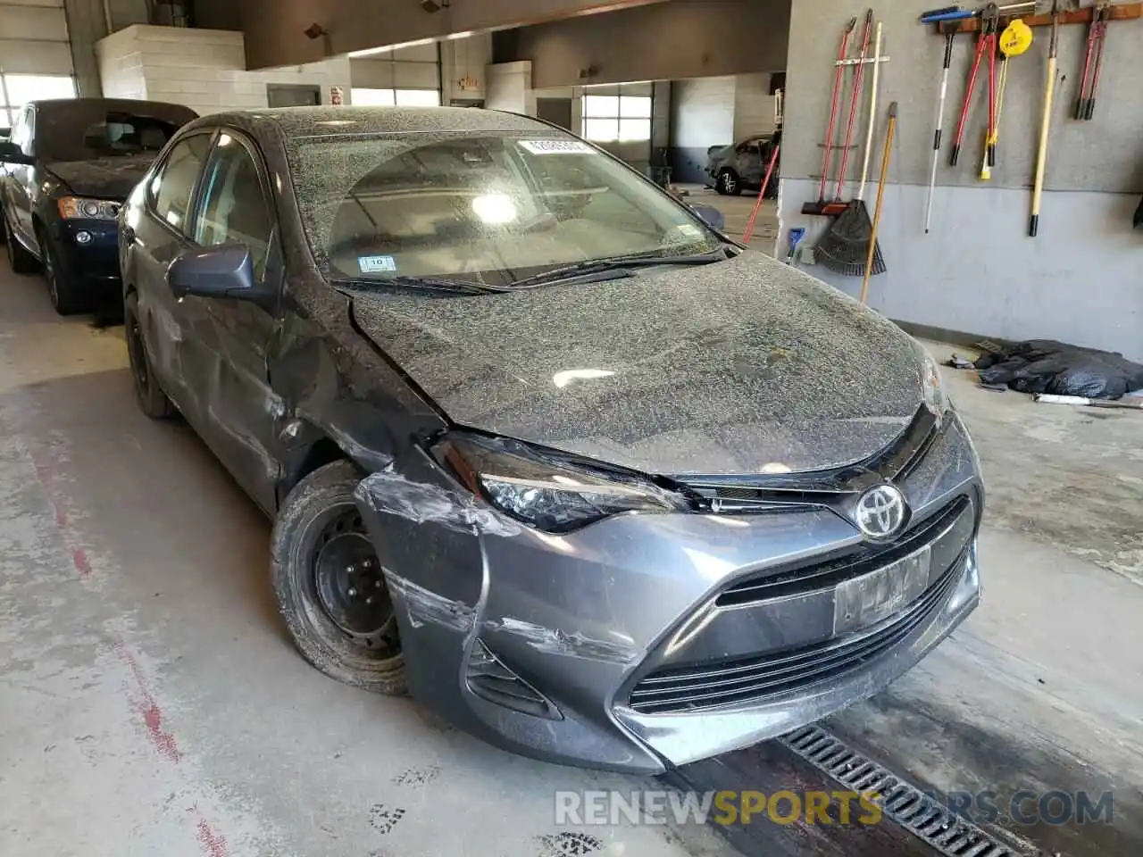 1 Photograph of a damaged car 2T1BURHE8KC161285 TOYOTA COROLLA 2019