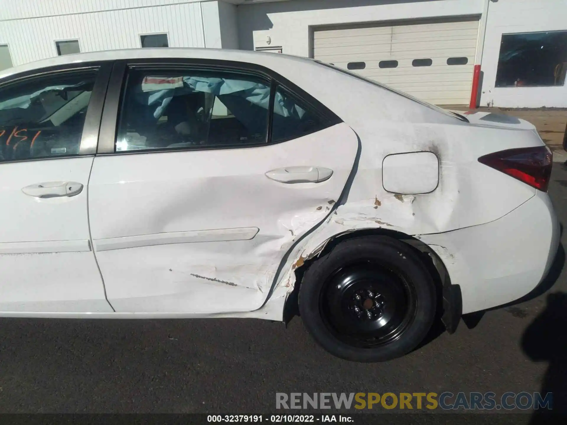 6 Photograph of a damaged car 2T1BURHE8KC162002 TOYOTA COROLLA 2019