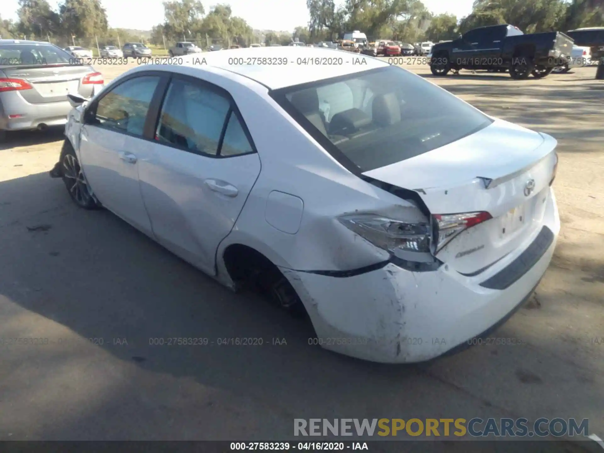 3 Photograph of a damaged car 2T1BURHE8KC162551 TOYOTA COROLLA 2019