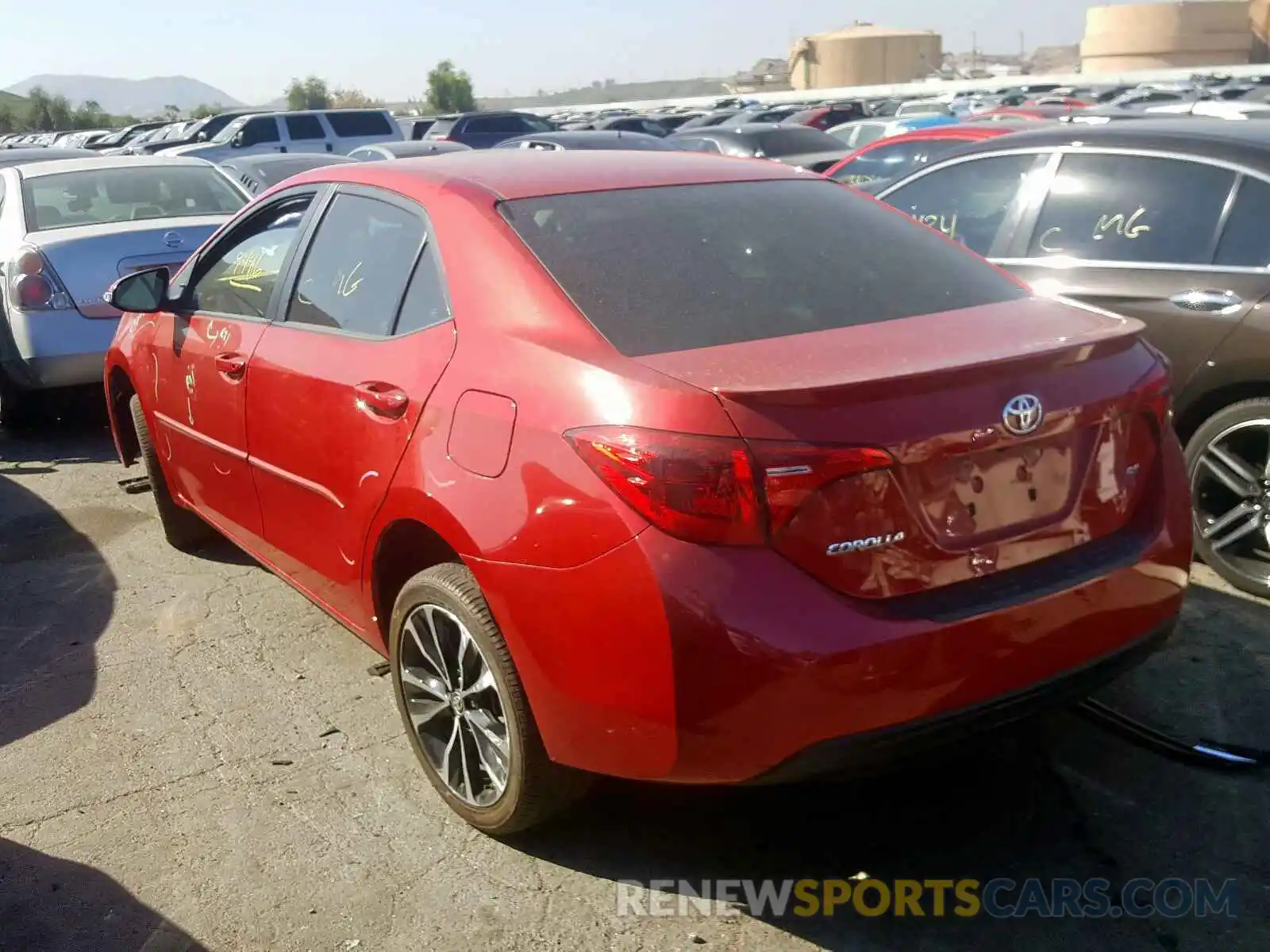 3 Photograph of a damaged car 2T1BURHE8KC163750 TOYOTA COROLLA 2019