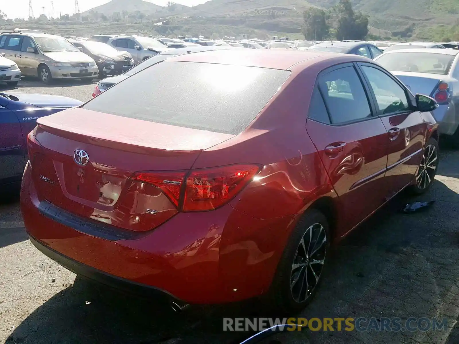 4 Photograph of a damaged car 2T1BURHE8KC163750 TOYOTA COROLLA 2019