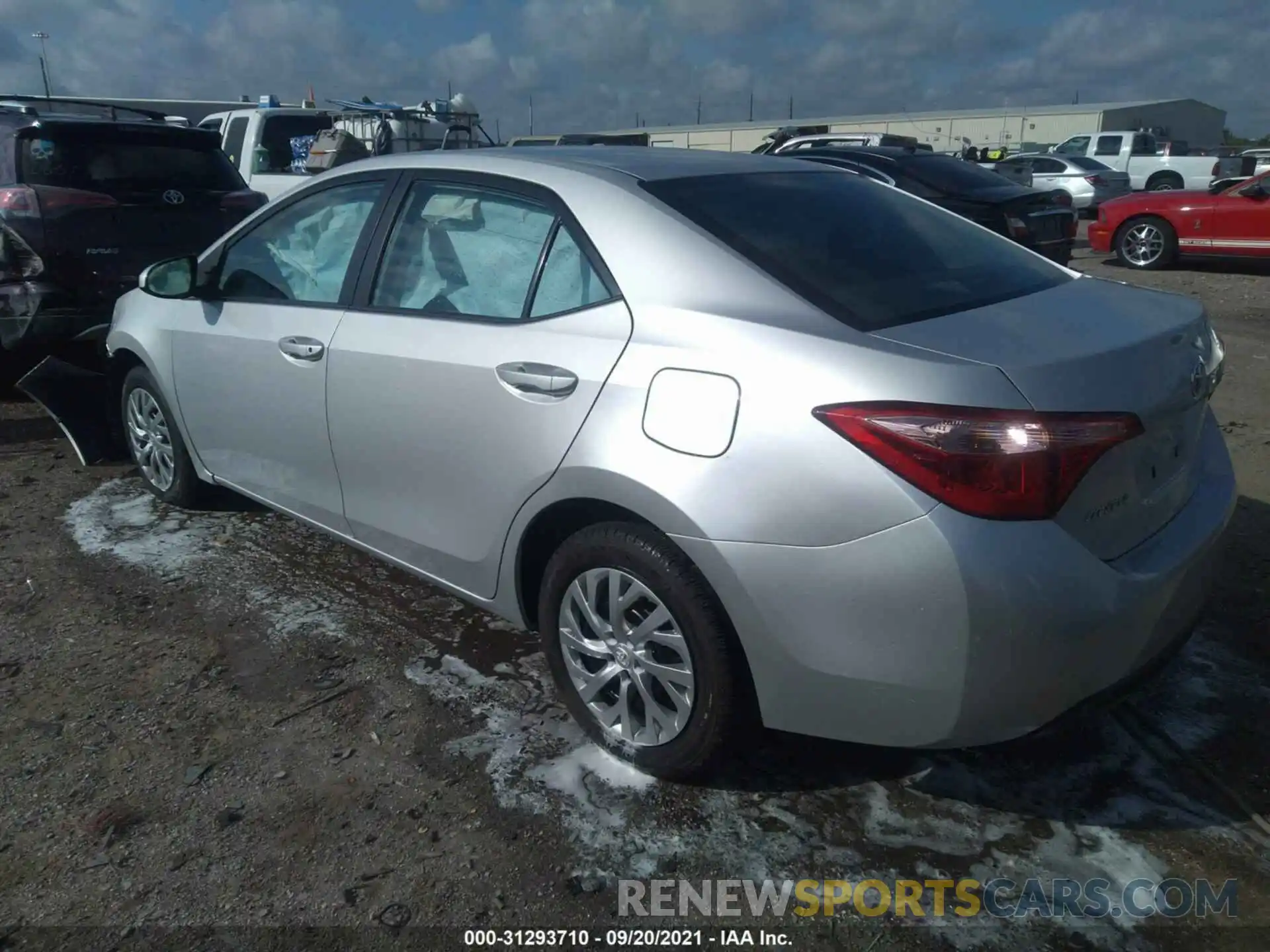 3 Photograph of a damaged car 2T1BURHE8KC164784 TOYOTA COROLLA 2019