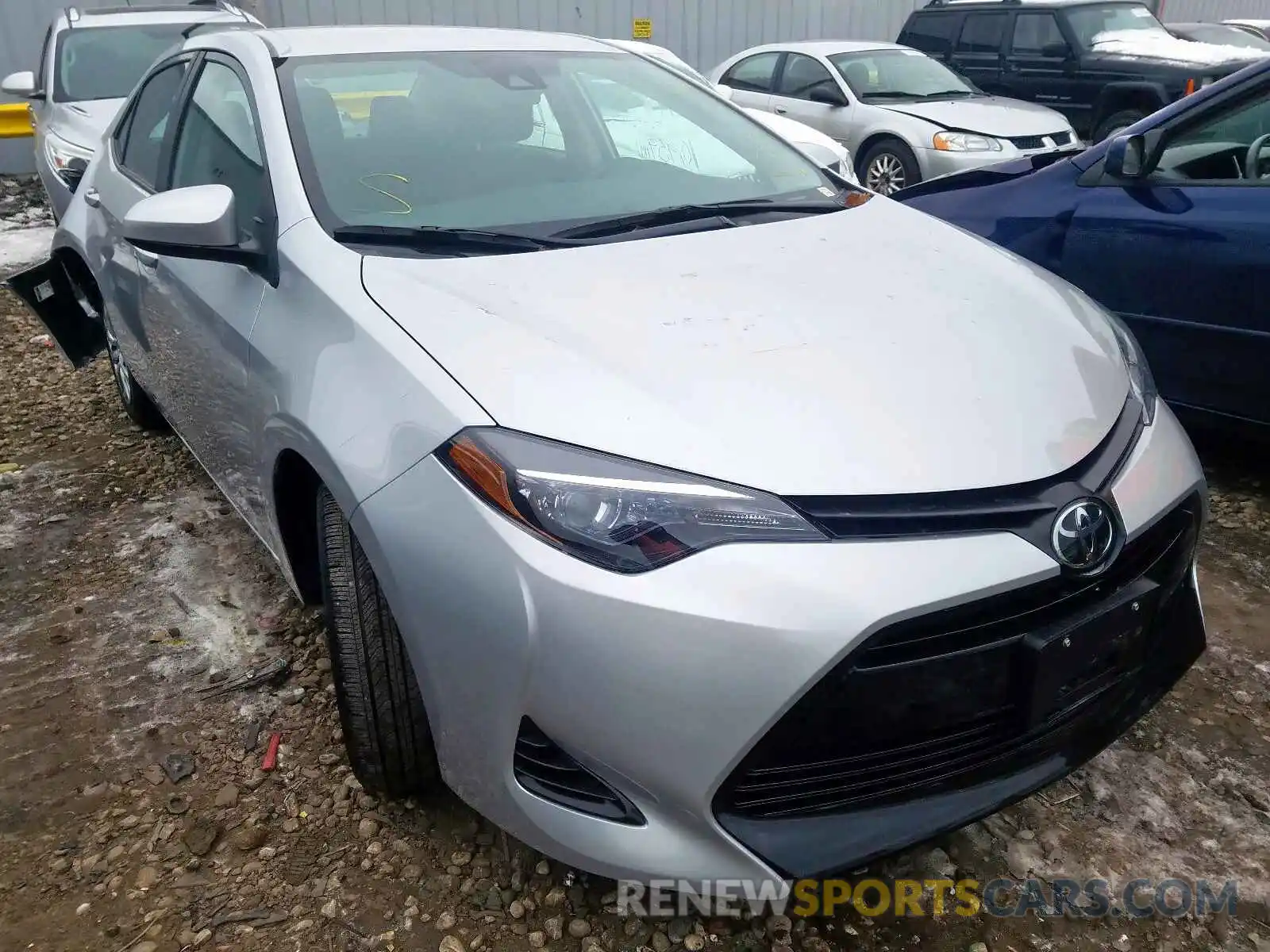 1 Photograph of a damaged car 2T1BURHE8KC164848 TOYOTA COROLLA 2019