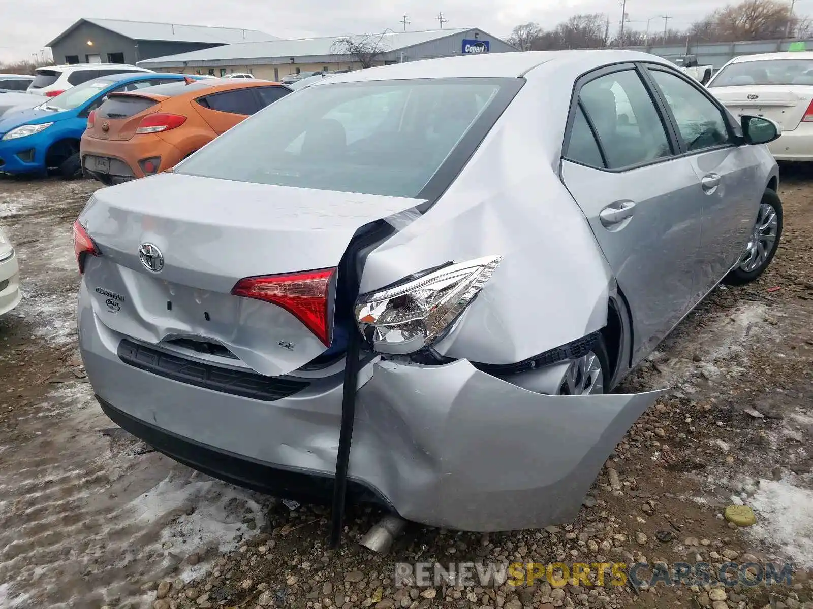 4 Photograph of a damaged car 2T1BURHE8KC164848 TOYOTA COROLLA 2019