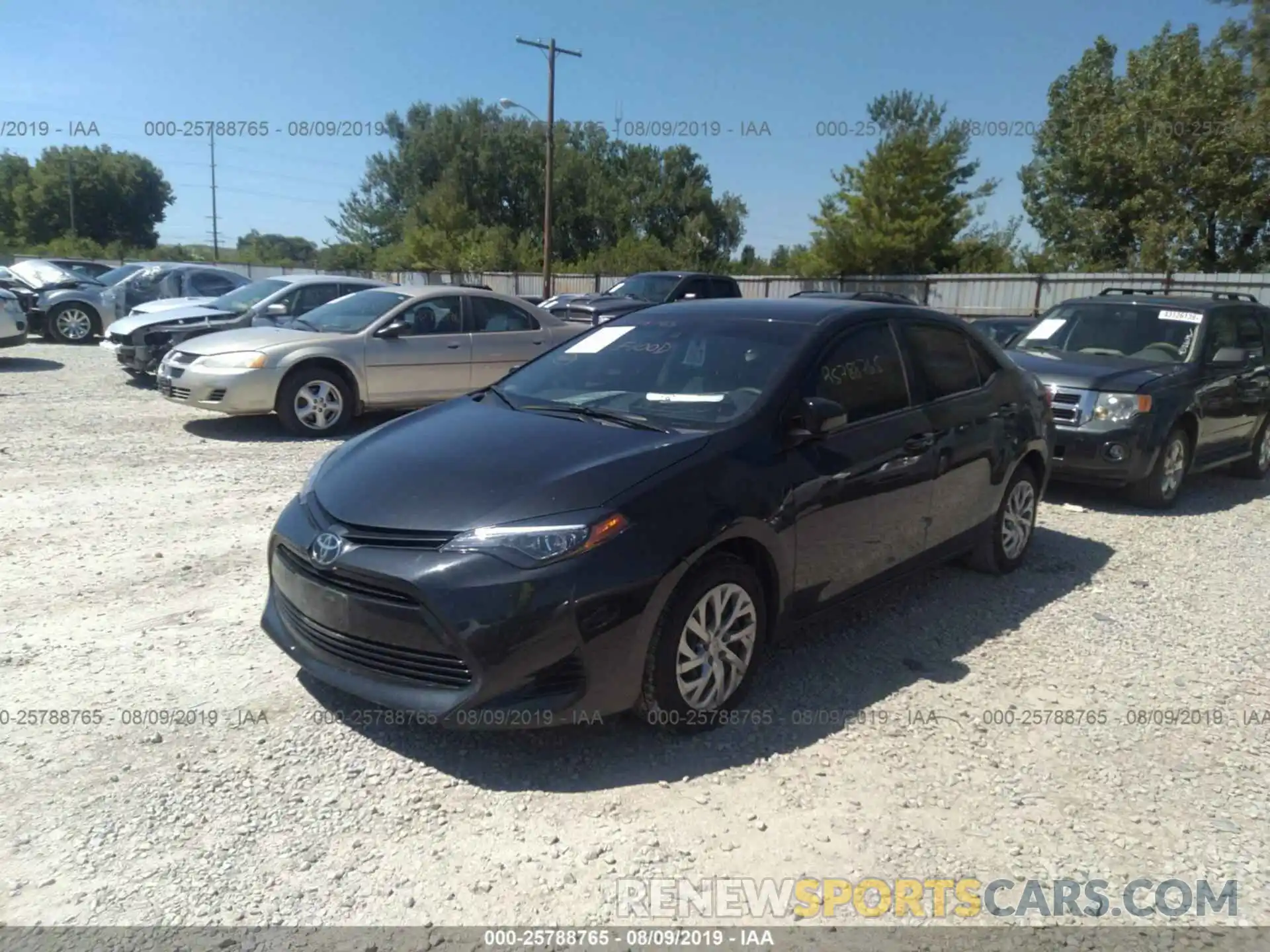 2 Photograph of a damaged car 2T1BURHE8KC165210 TOYOTA COROLLA 2019