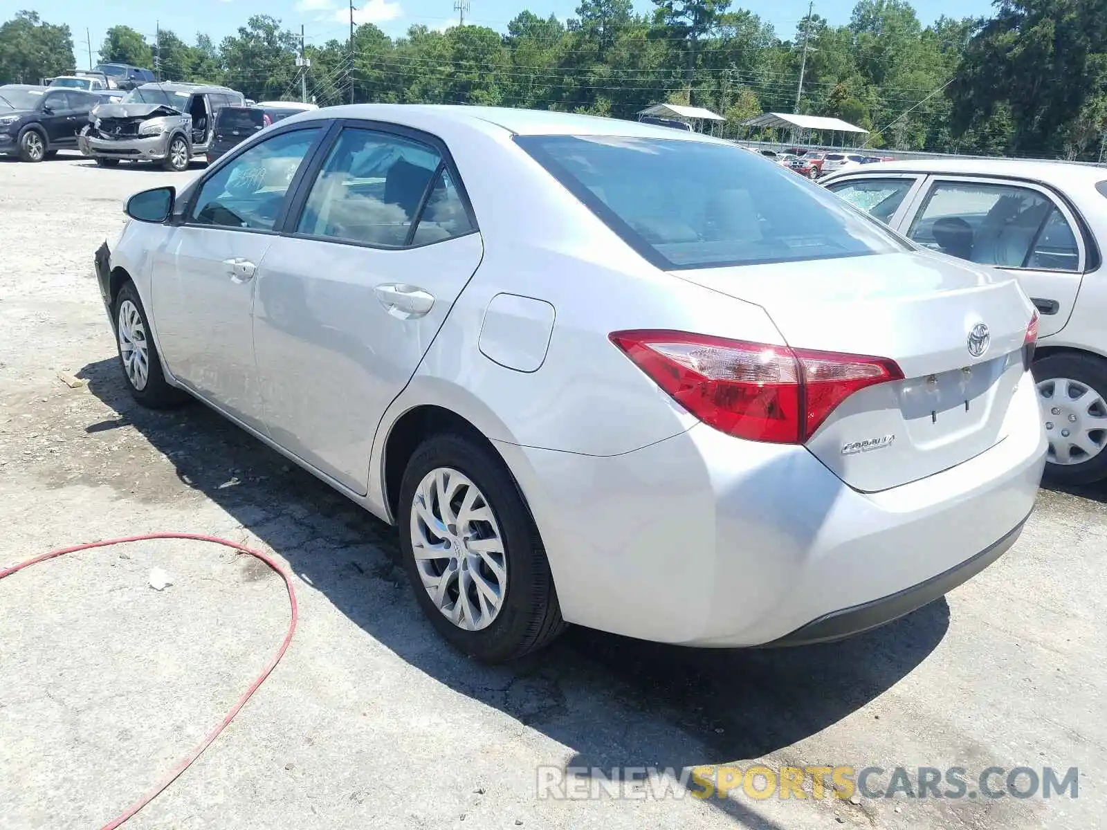 3 Photograph of a damaged car 2T1BURHE8KC166129 TOYOTA COROLLA 2019