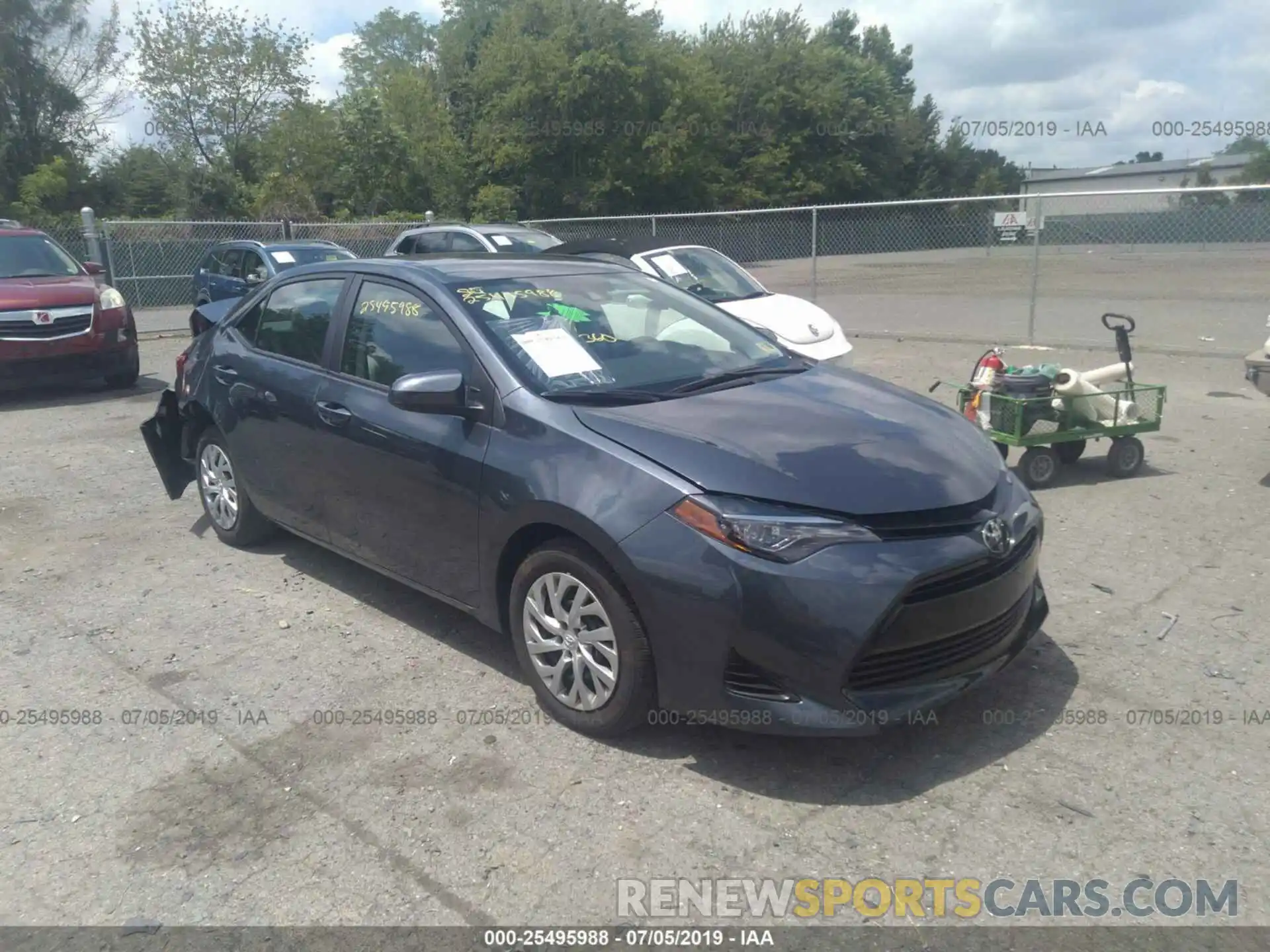 1 Photograph of a damaged car 2T1BURHE8KC166552 TOYOTA COROLLA 2019