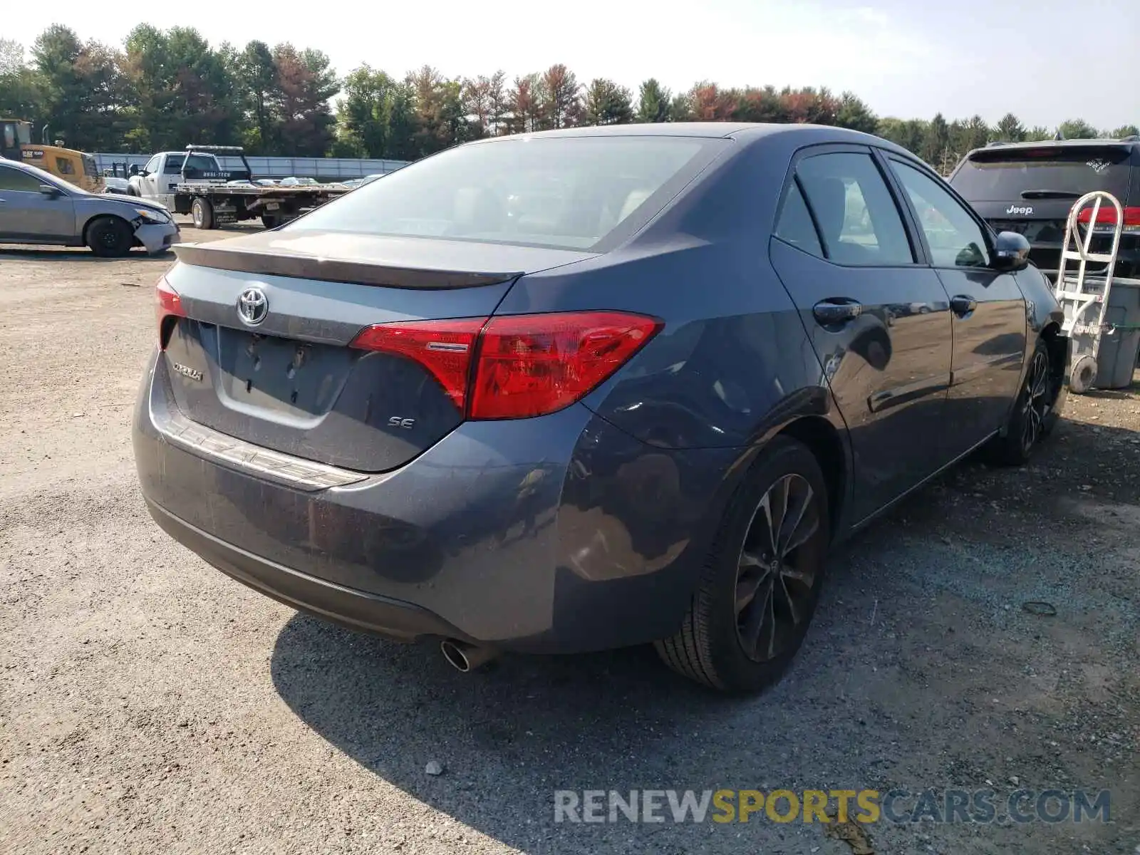 4 Photograph of a damaged car 2T1BURHE8KC166597 TOYOTA COROLLA 2019