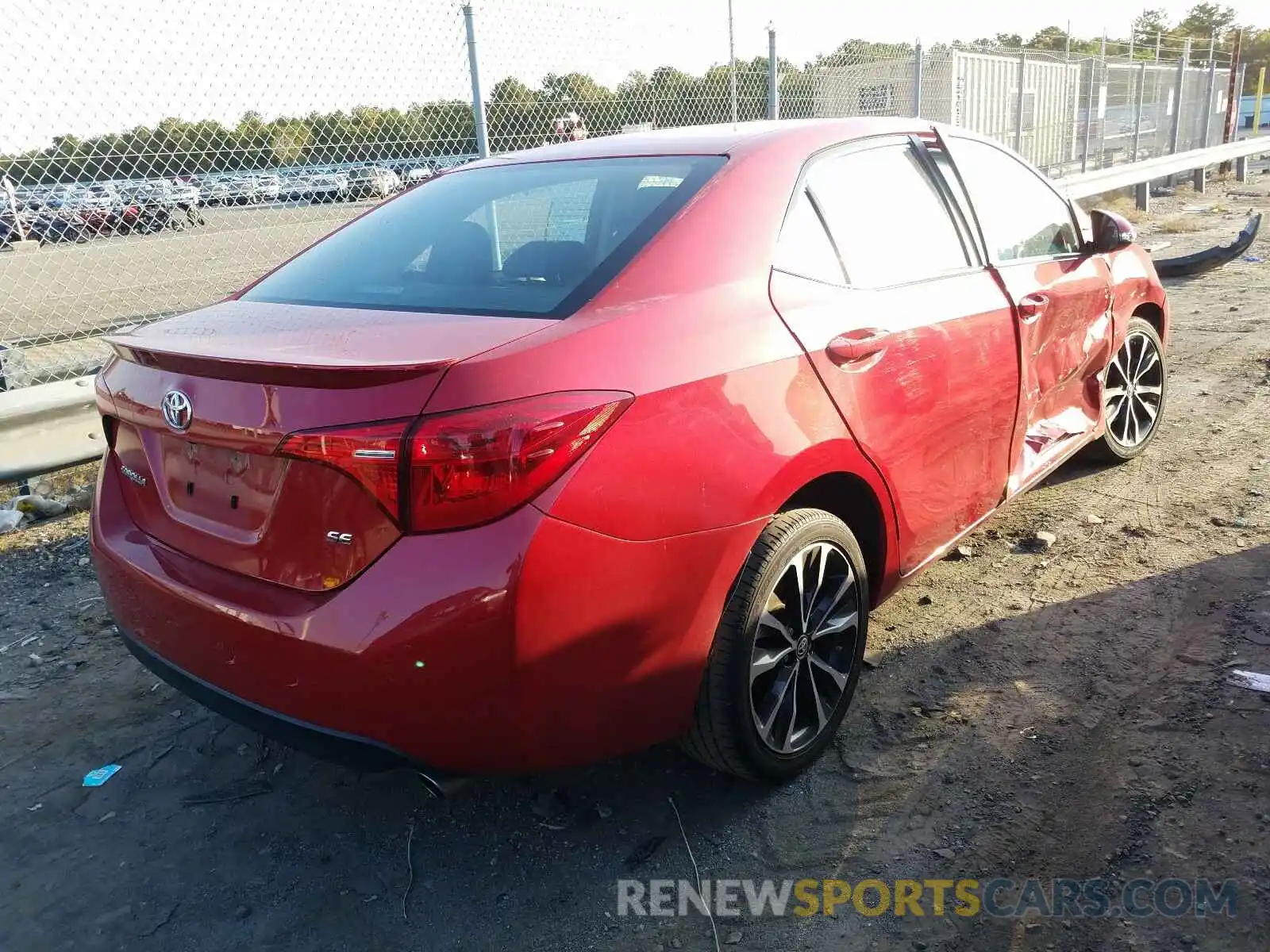 4 Photograph of a damaged car 2T1BURHE8KC166664 TOYOTA COROLLA 2019