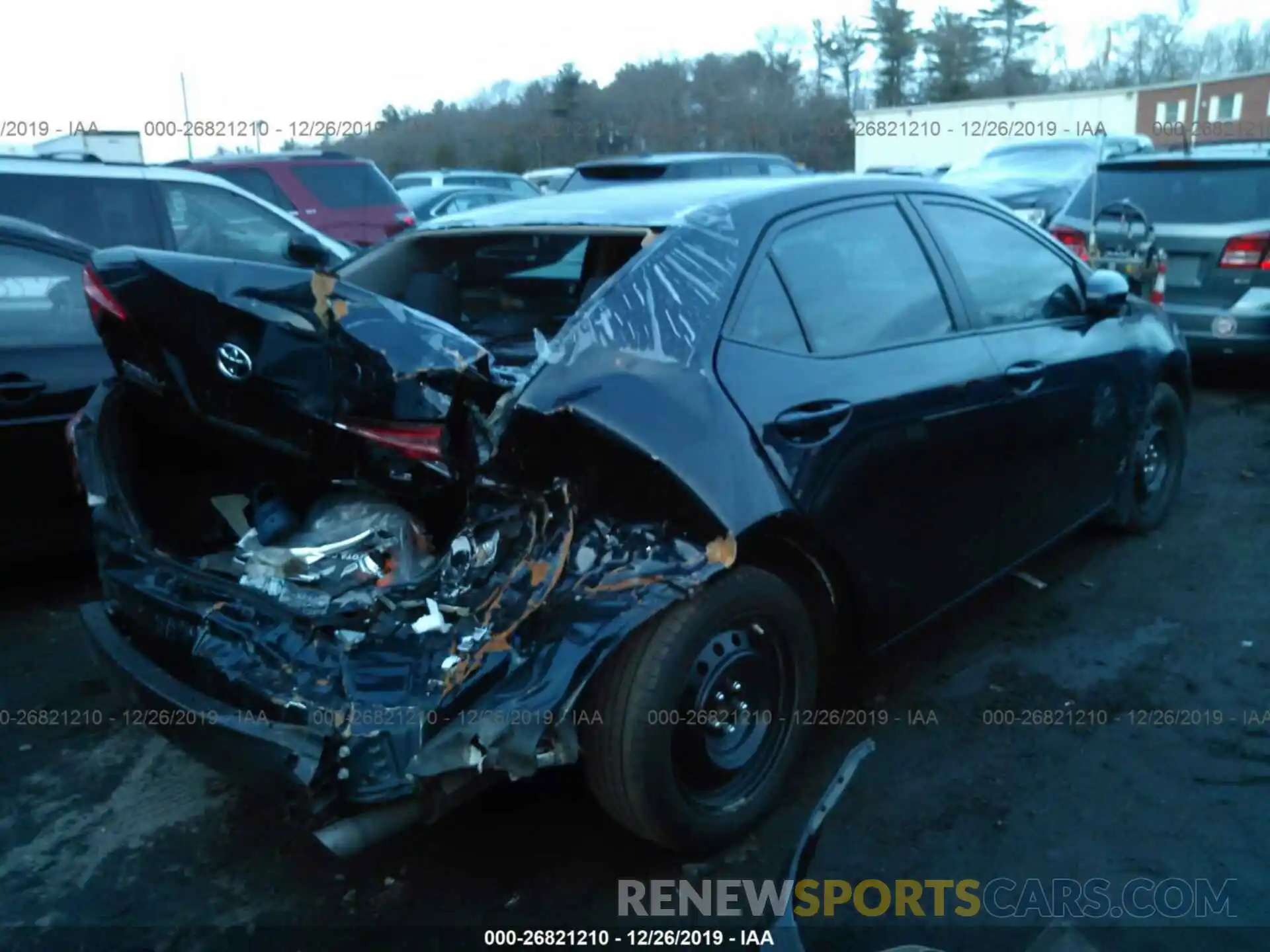 4 Photograph of a damaged car 2T1BURHE8KC166678 TOYOTA COROLLA 2019