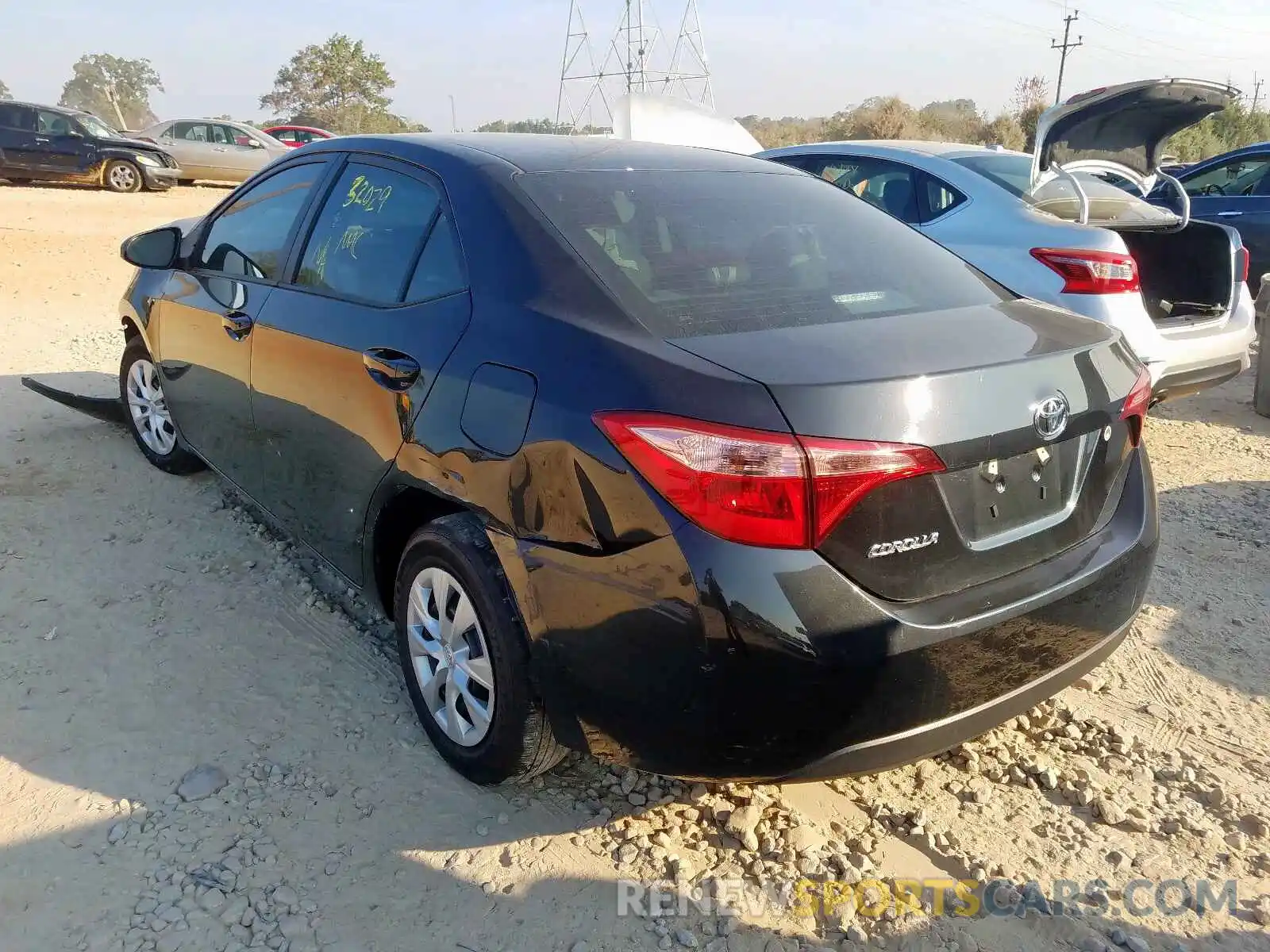 3 Photograph of a damaged car 2T1BURHE8KC166714 TOYOTA COROLLA 2019