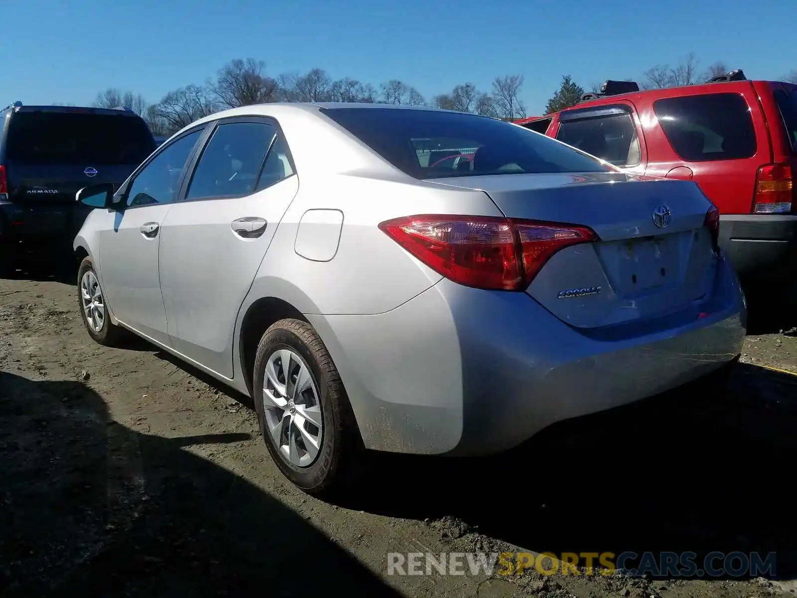 3 Photograph of a damaged car 2T1BURHE8KC167314 TOYOTA COROLLA 2019