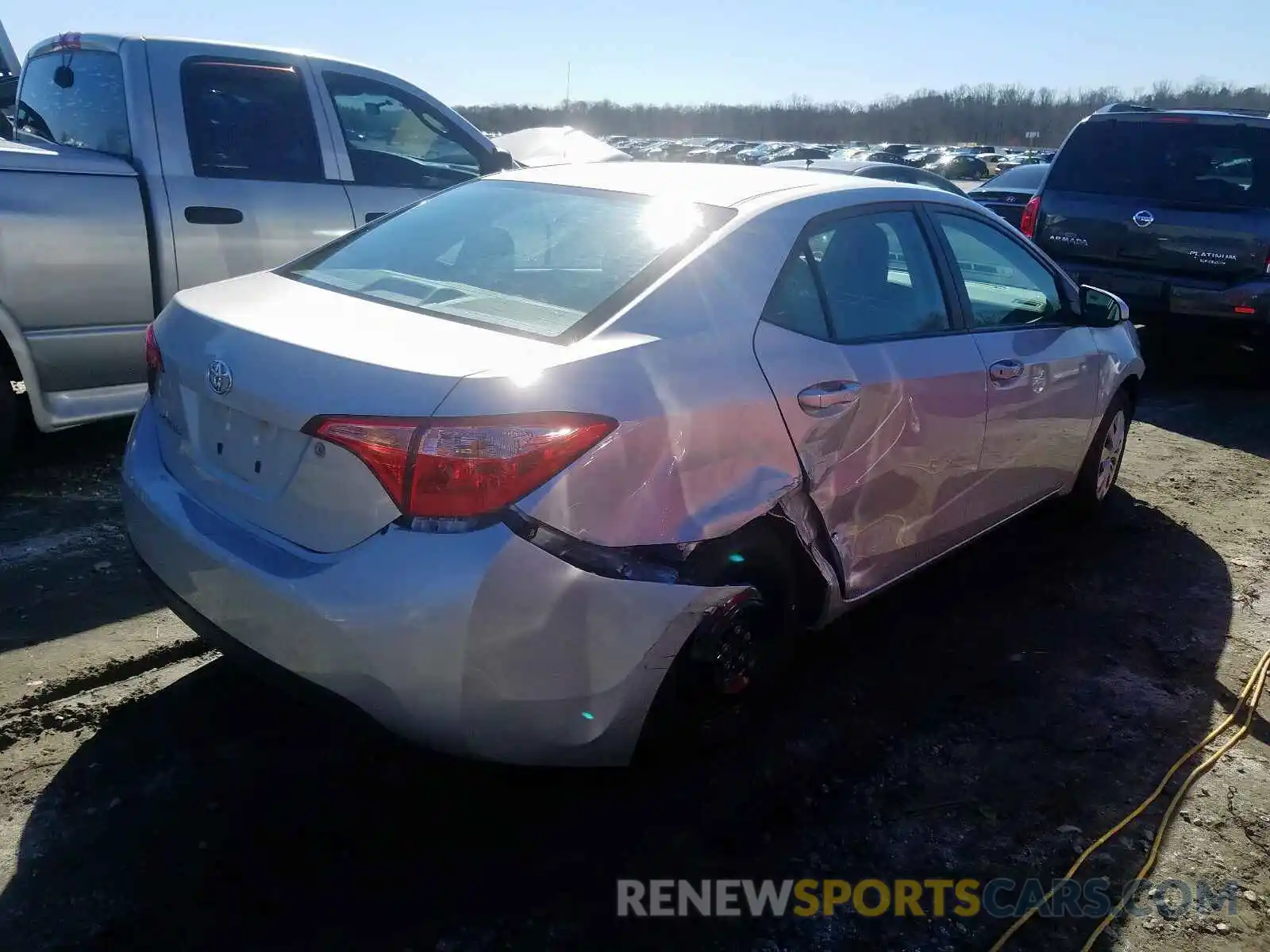 4 Photograph of a damaged car 2T1BURHE8KC167314 TOYOTA COROLLA 2019