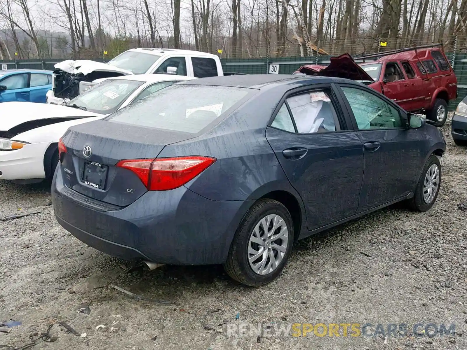 4 Photograph of a damaged car 2T1BURHE8KC168883 TOYOTA COROLLA 2019