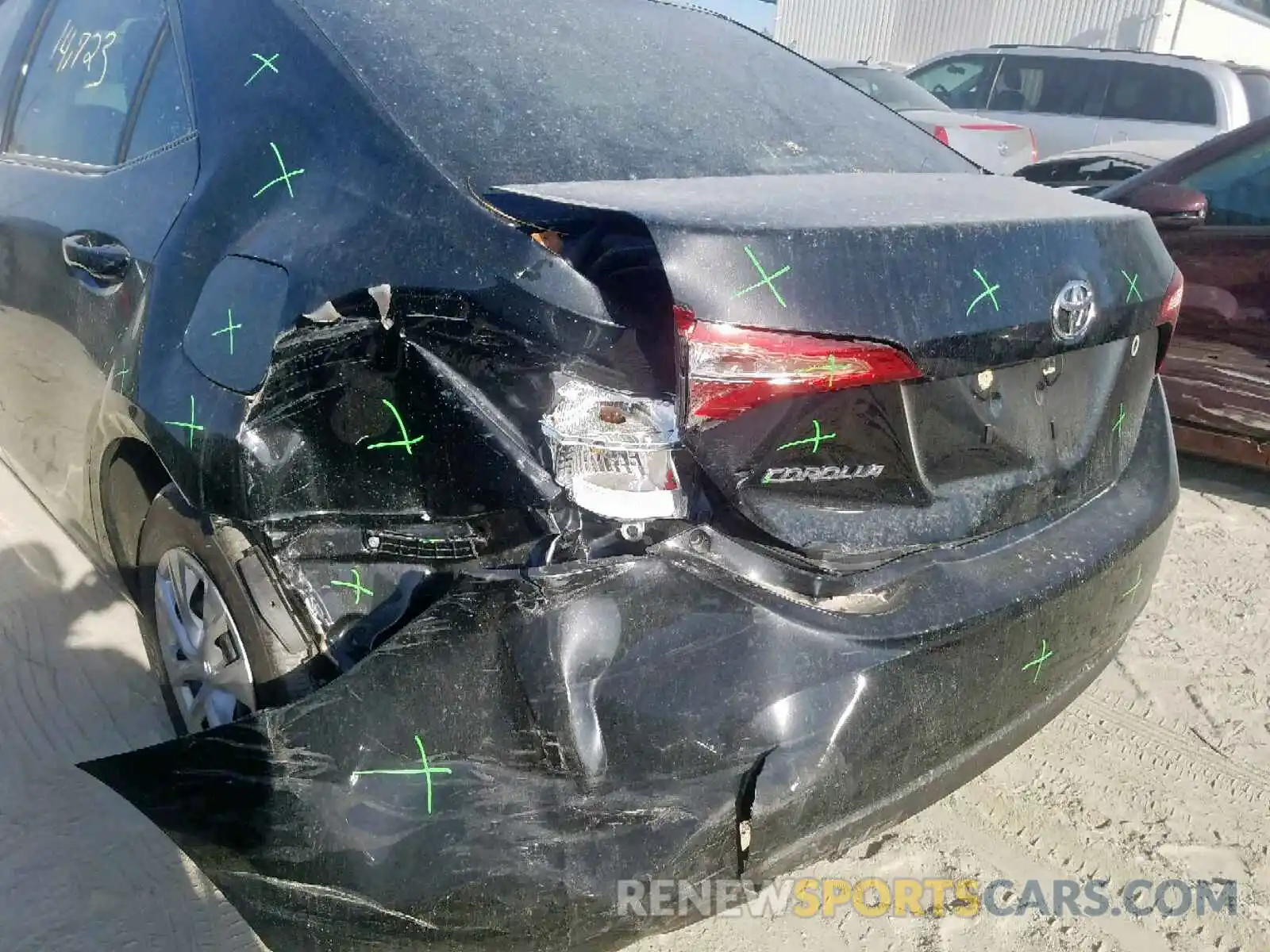 9 Photograph of a damaged car 2T1BURHE8KC169824 TOYOTA COROLLA 2019