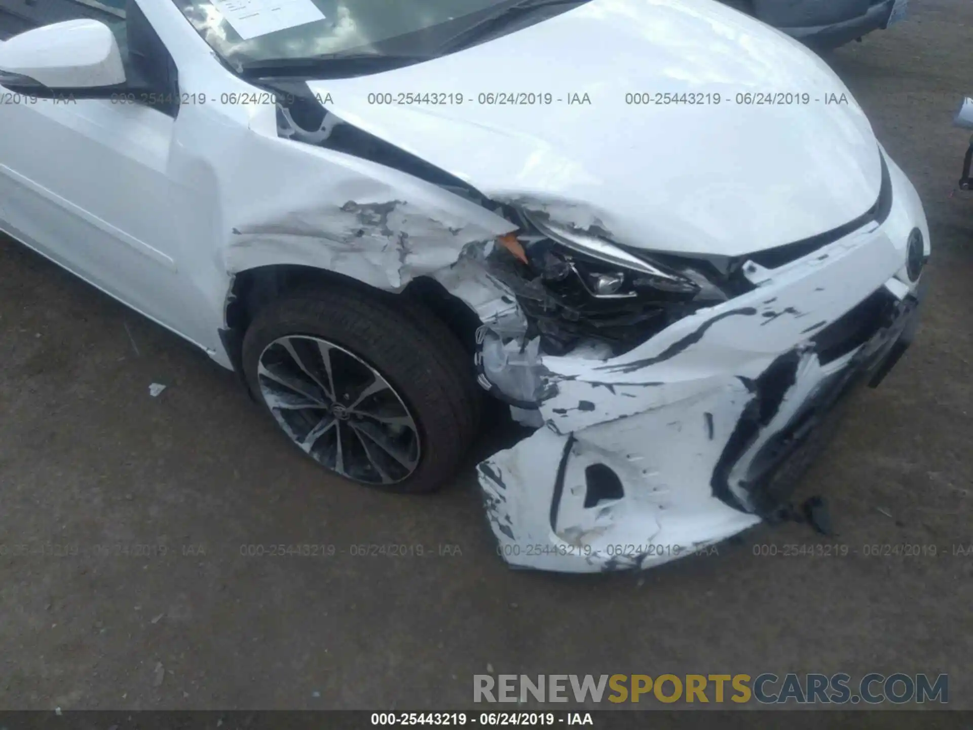 6 Photograph of a damaged car 2T1BURHE8KC170102 TOYOTA COROLLA 2019