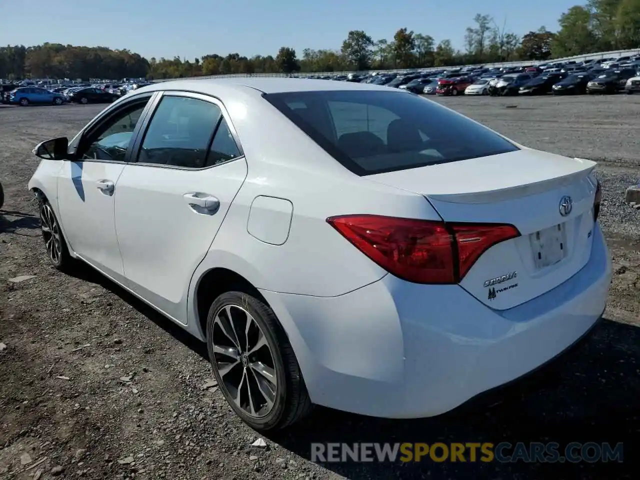 3 Photograph of a damaged car 2T1BURHE8KC170875 TOYOTA COROLLA 2019