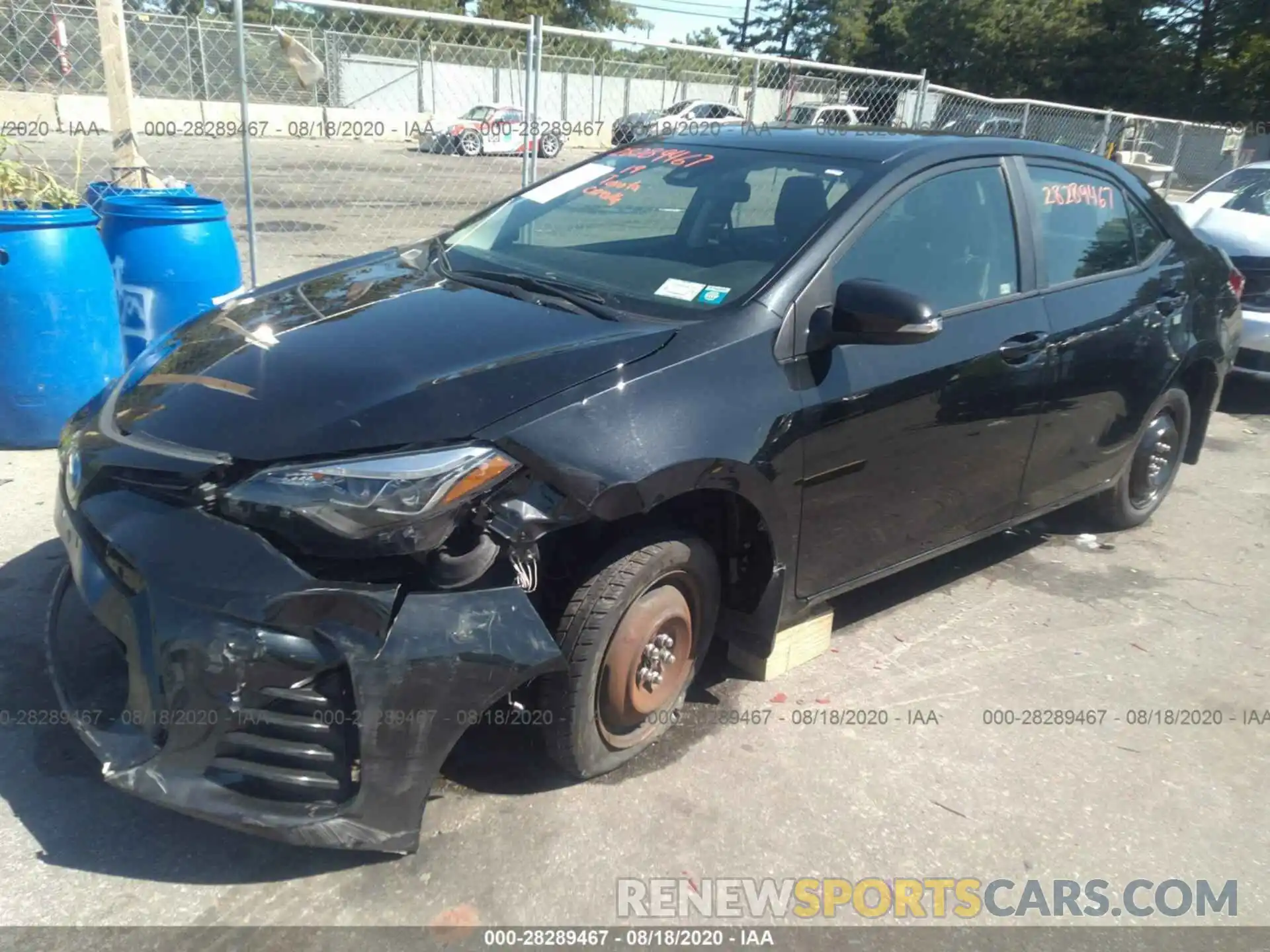 2 Photograph of a damaged car 2T1BURHE8KC171699 TOYOTA COROLLA 2019