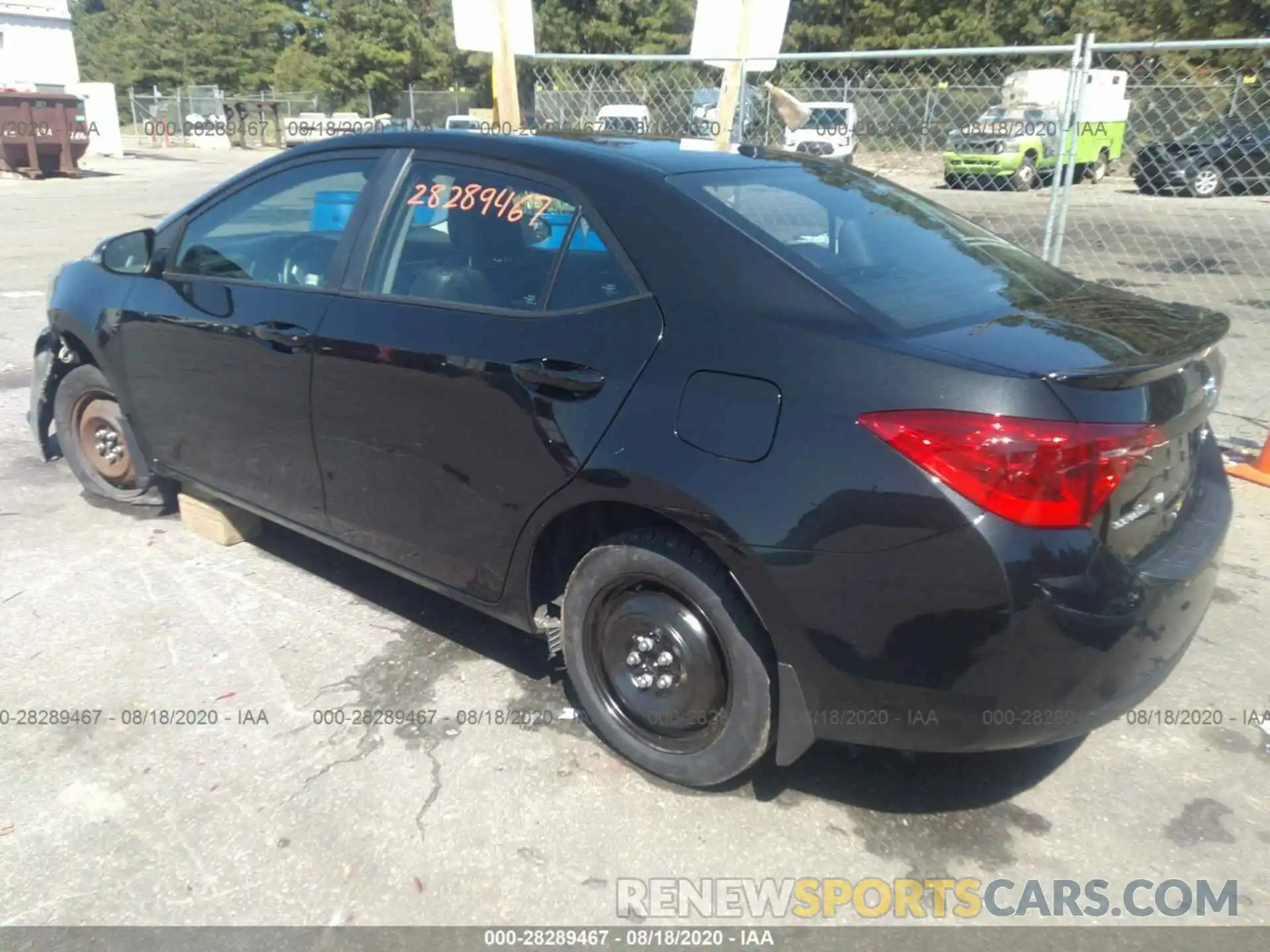 3 Photograph of a damaged car 2T1BURHE8KC171699 TOYOTA COROLLA 2019