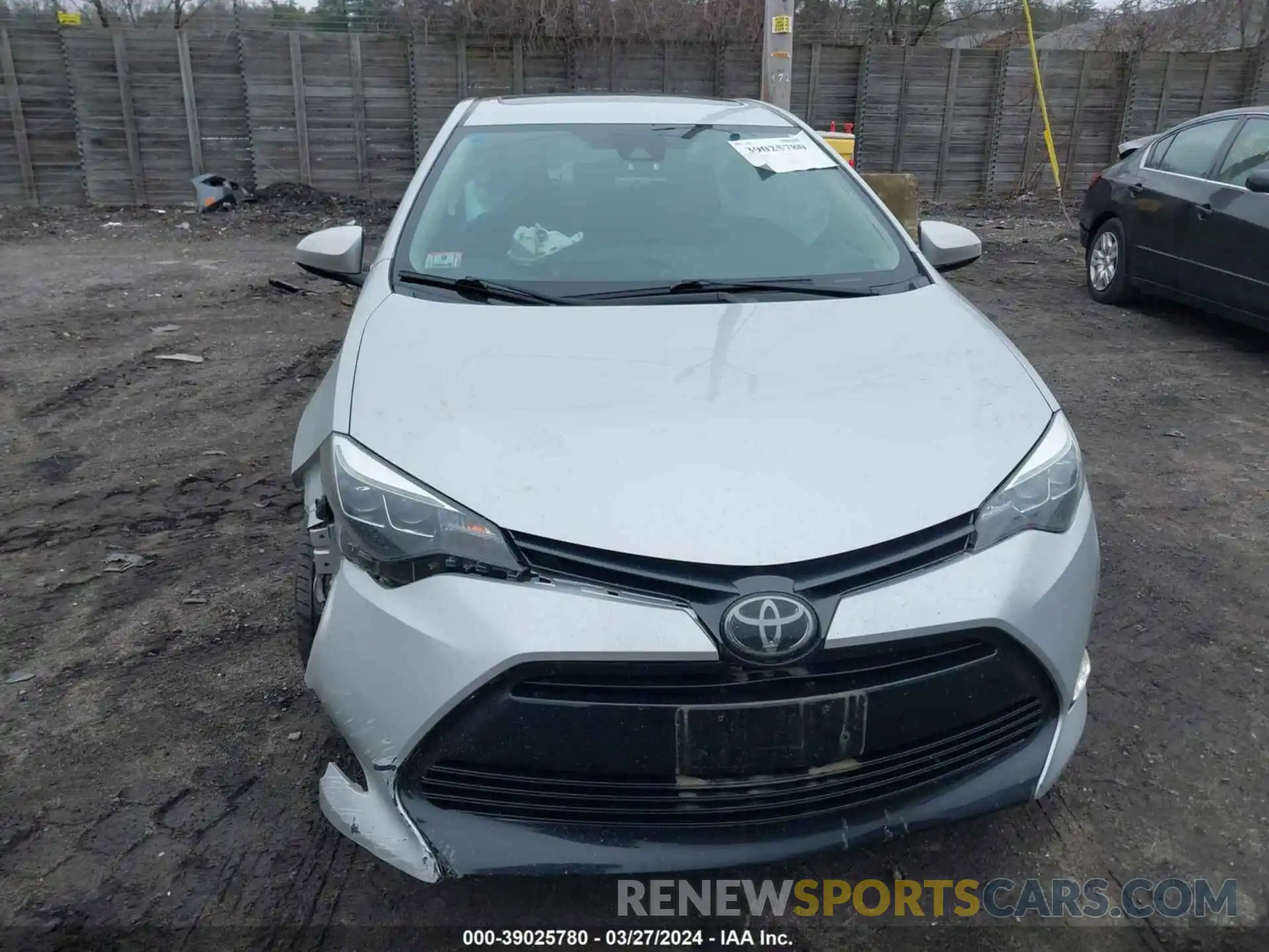 12 Photograph of a damaged car 2T1BURHE8KC171833 TOYOTA COROLLA 2019