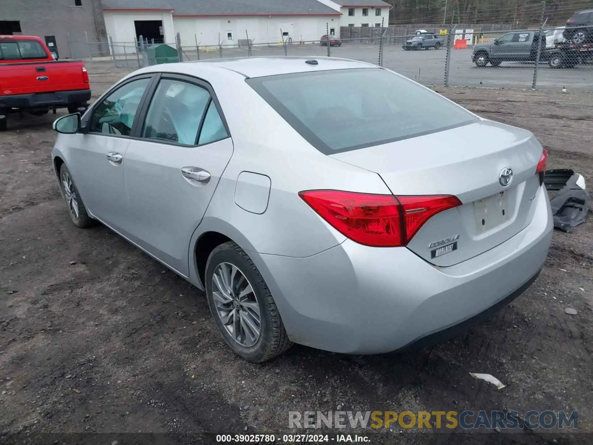 3 Photograph of a damaged car 2T1BURHE8KC171833 TOYOTA COROLLA 2019