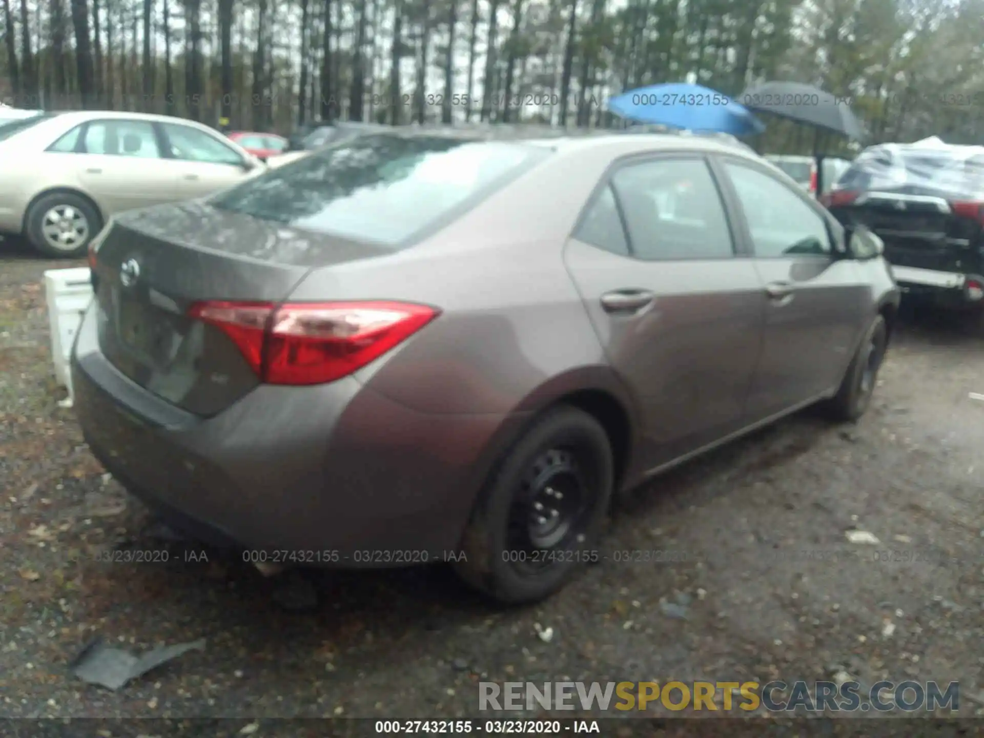 4 Photograph of a damaged car 2T1BURHE8KC173324 TOYOTA COROLLA 2019