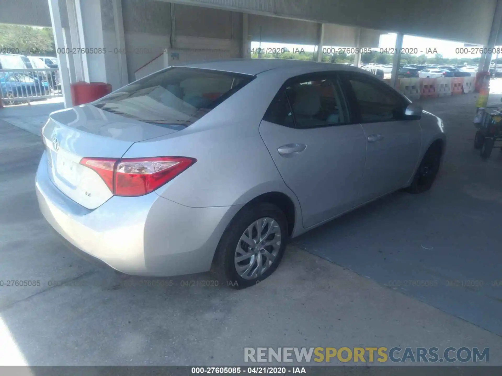 4 Photograph of a damaged car 2T1BURHE8KC173419 TOYOTA COROLLA 2019