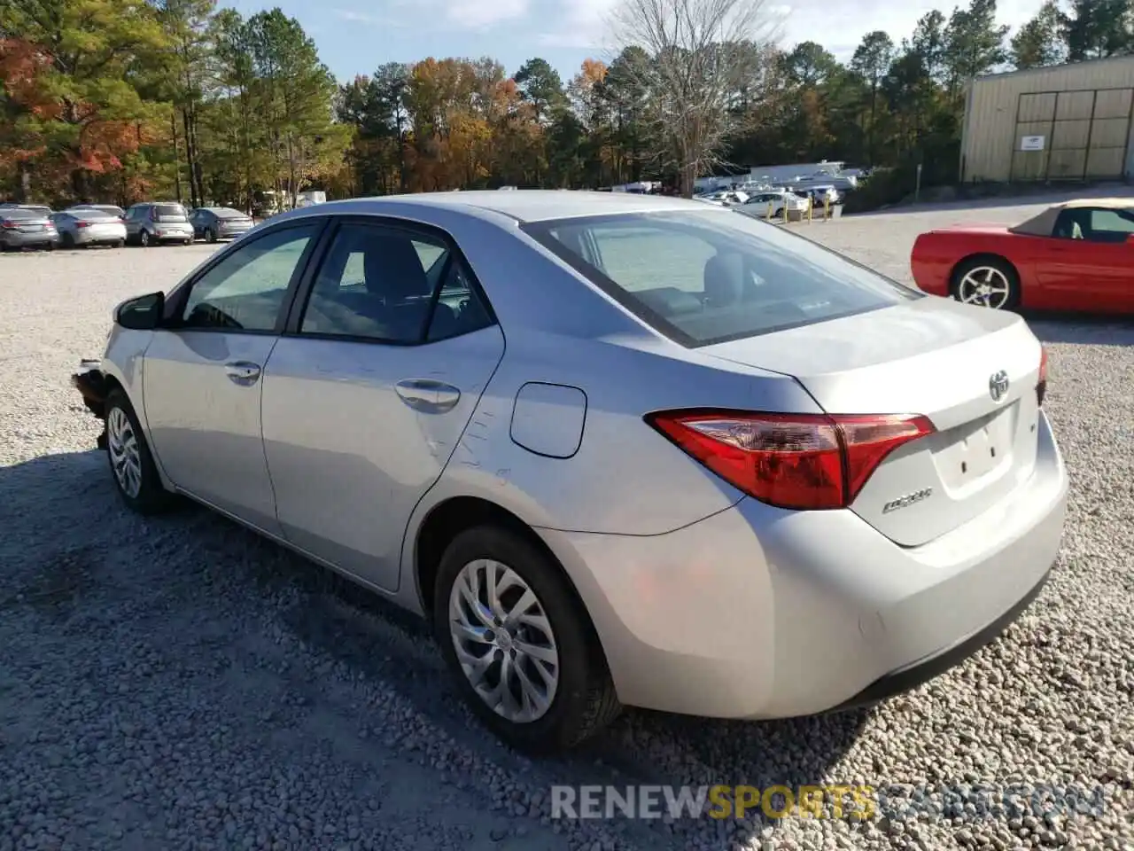 3 Photograph of a damaged car 2T1BURHE8KC173839 TOYOTA COROLLA 2019