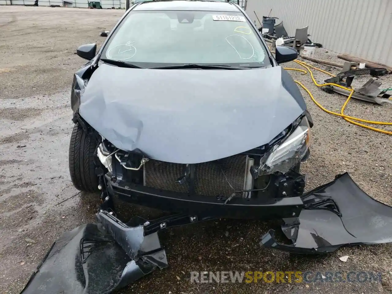 9 Photograph of a damaged car 2T1BURHE8KC174165 TOYOTA COROLLA 2019