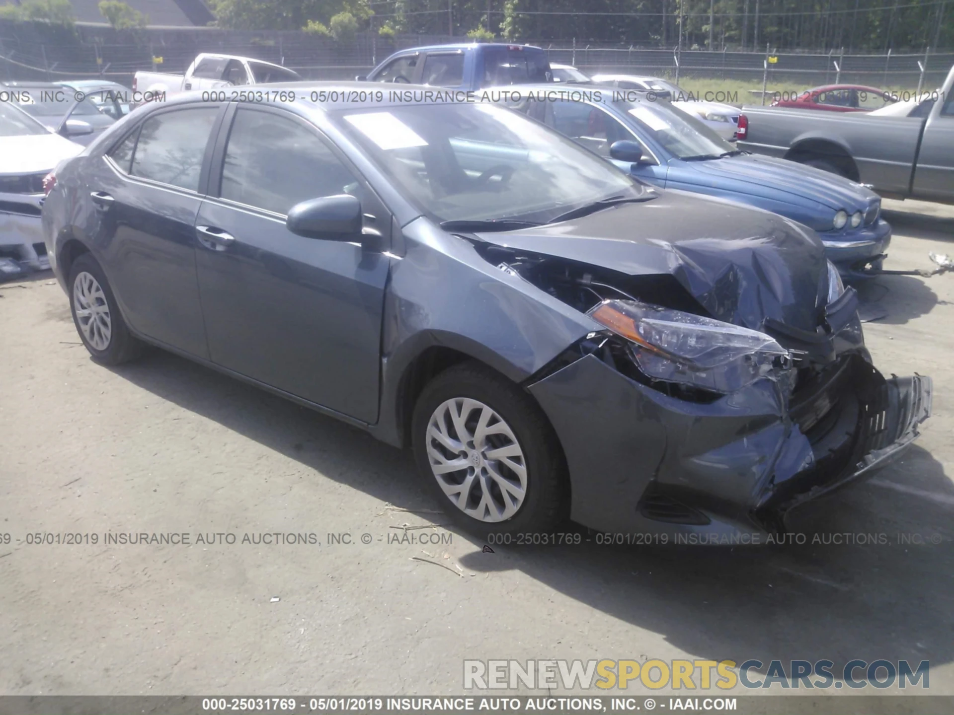 1 Photograph of a damaged car 2T1BURHE8KC176448 TOYOTA COROLLA 2019