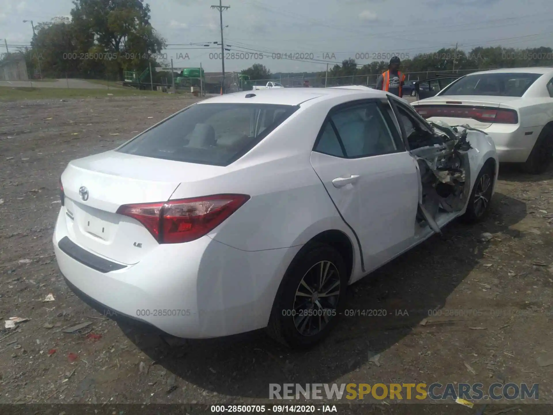 4 Photograph of a damaged car 2T1BURHE8KC176806 TOYOTA COROLLA 2019