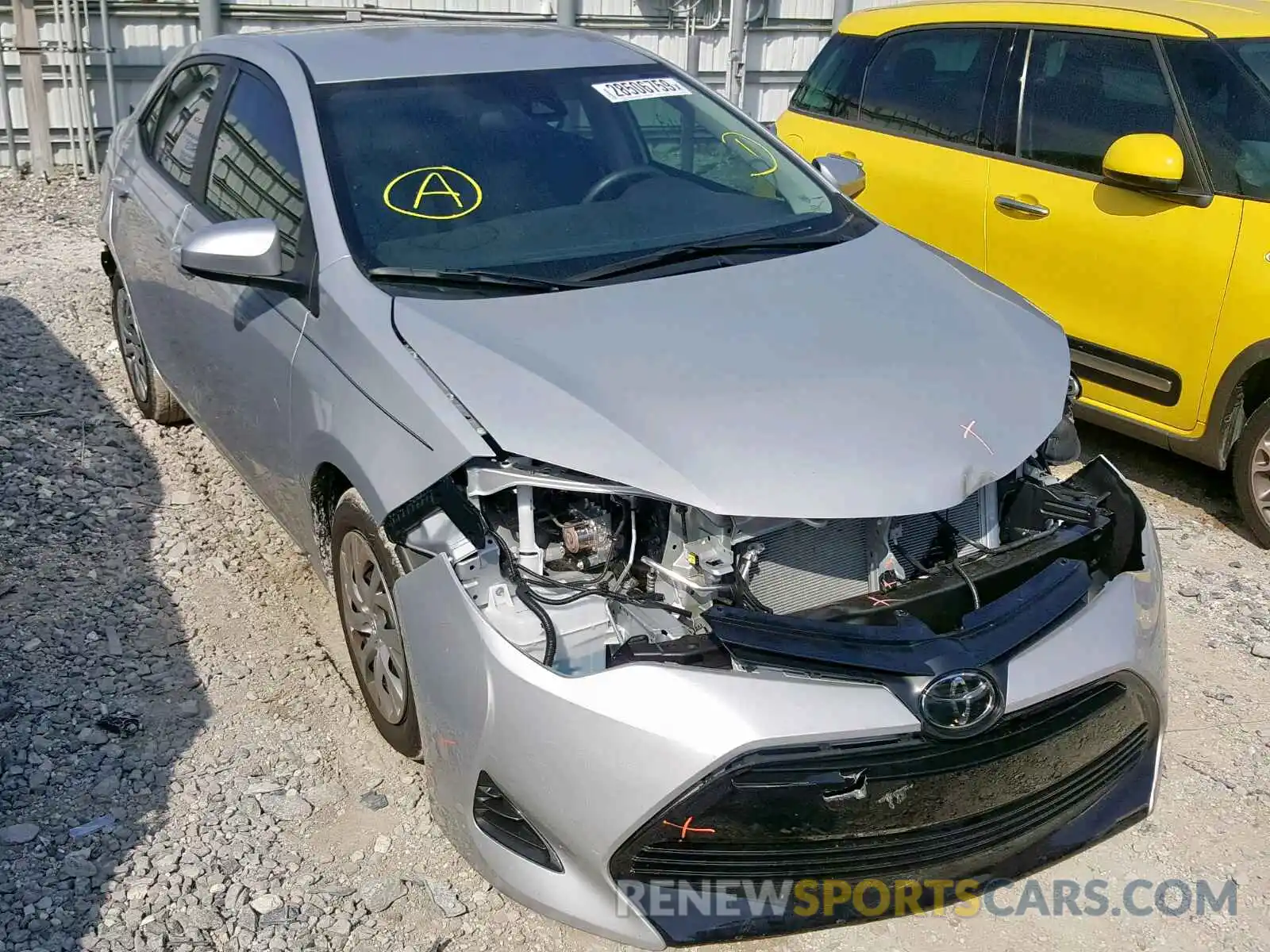 1 Photograph of a damaged car 2T1BURHE8KC177048 TOYOTA COROLLA 2019