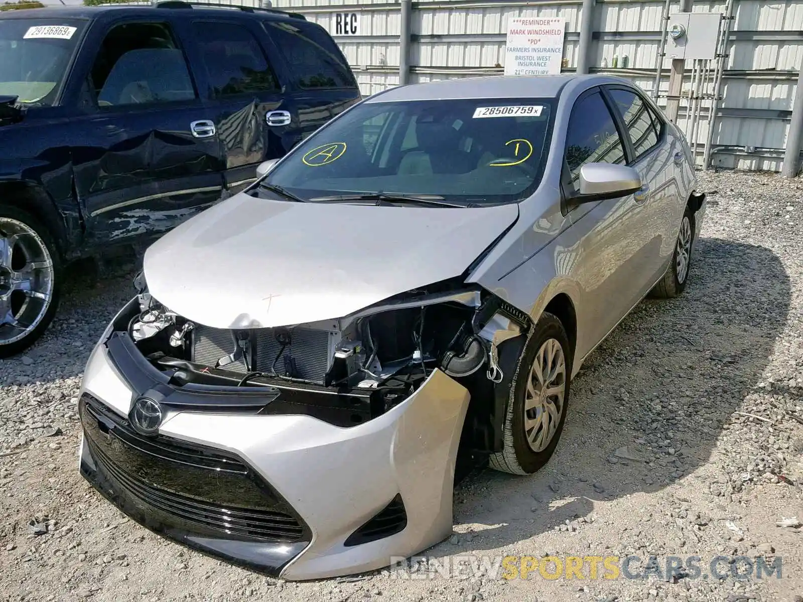 2 Photograph of a damaged car 2T1BURHE8KC177048 TOYOTA COROLLA 2019