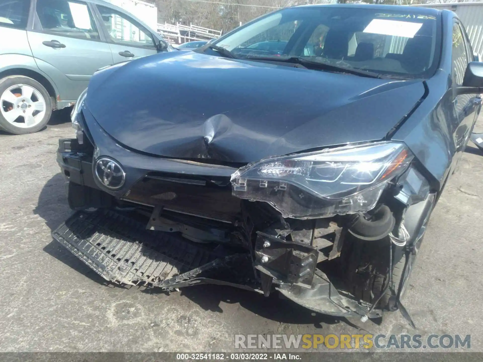 6 Photograph of a damaged car 2T1BURHE8KC177471 TOYOTA COROLLA 2019