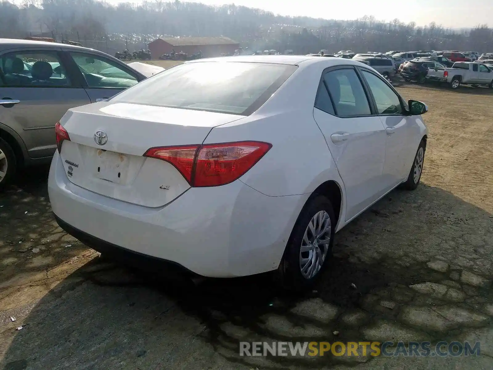 4 Photograph of a damaged car 2T1BURHE8KC177504 TOYOTA COROLLA 2019