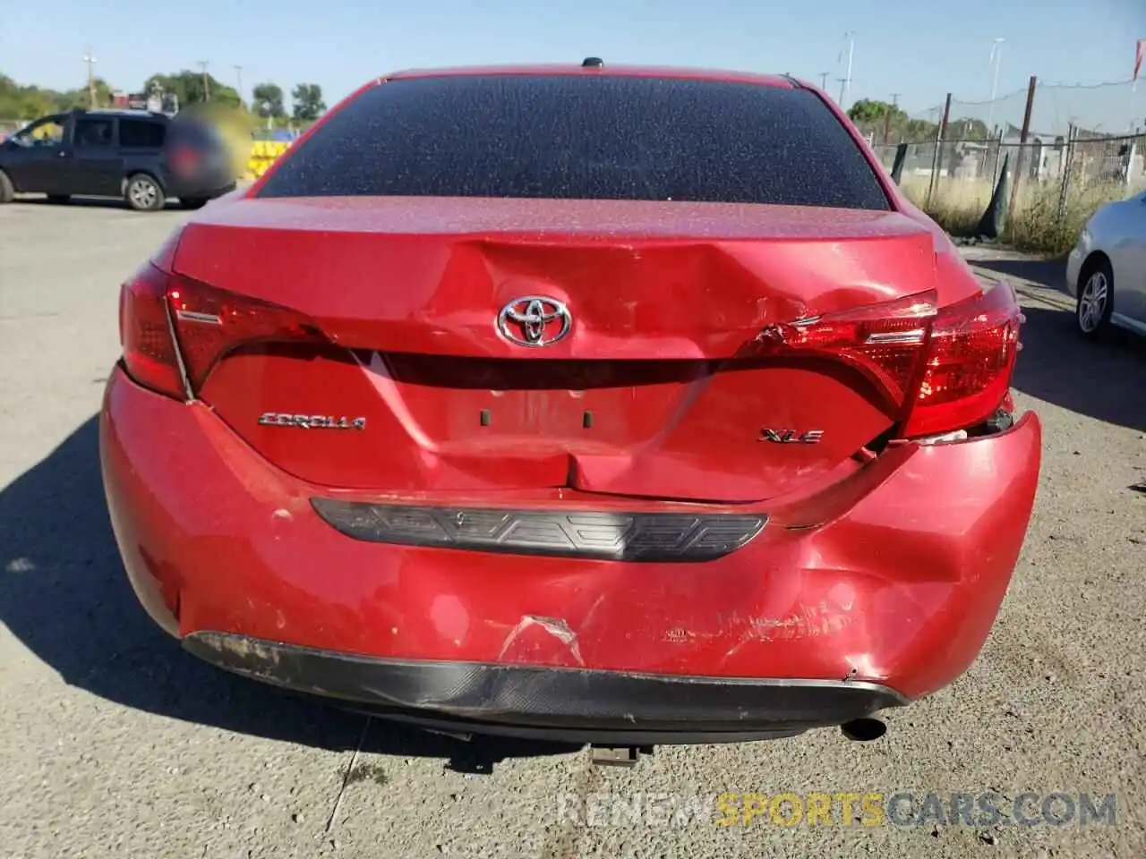 9 Photograph of a damaged car 2T1BURHE8KC177518 TOYOTA COROLLA 2019