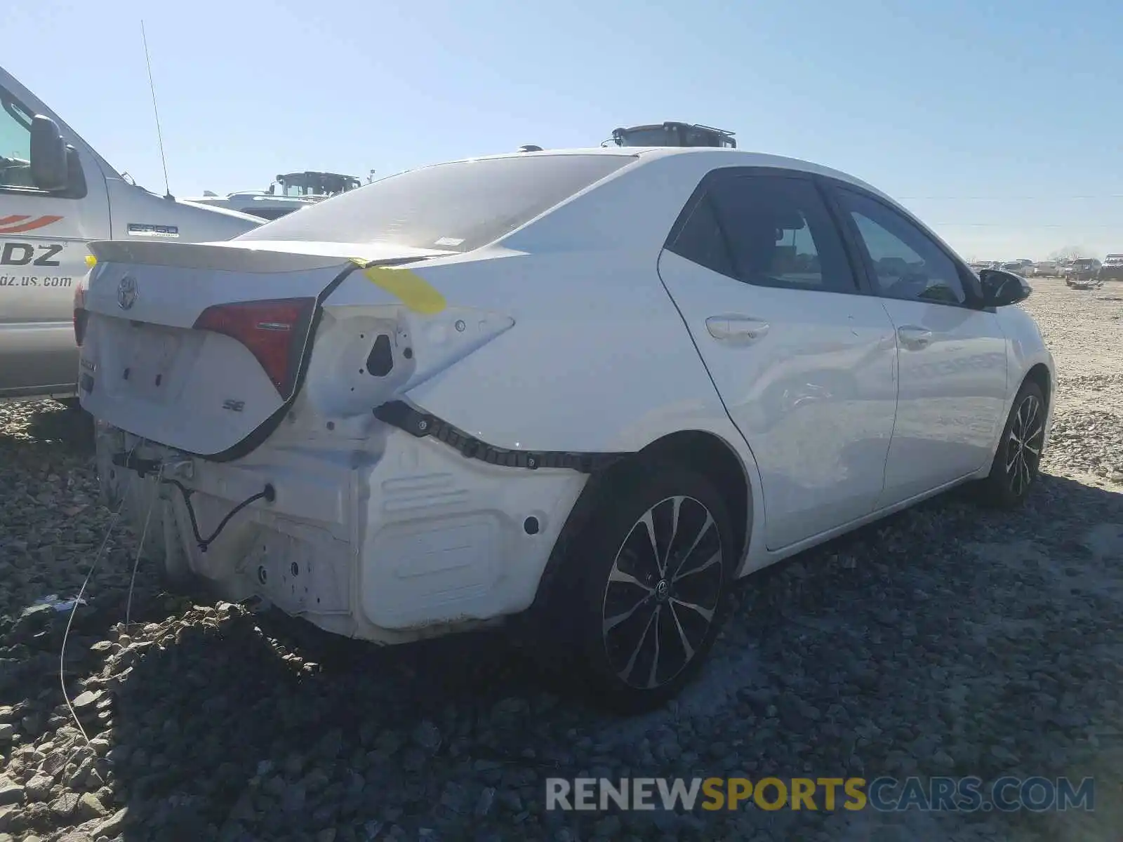 4 Photograph of a damaged car 2T1BURHE8KC177874 TOYOTA COROLLA 2019