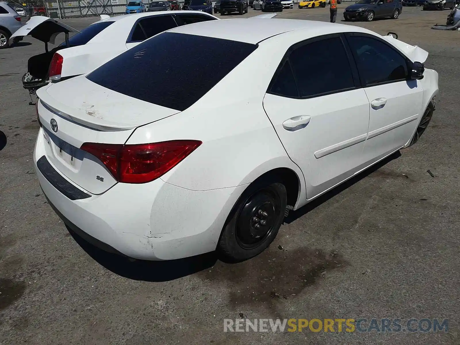 4 Photograph of a damaged car 2T1BURHE8KC178166 TOYOTA COROLLA 2019