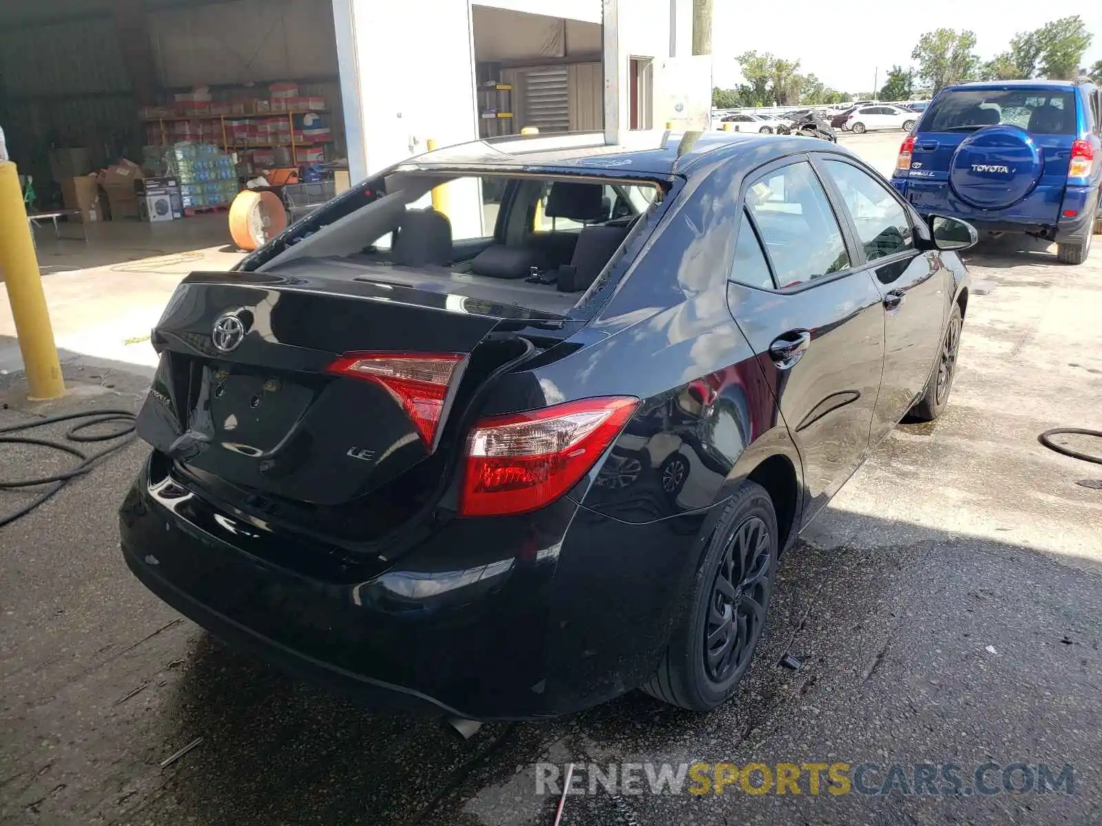 4 Photograph of a damaged car 2T1BURHE8KC179379 TOYOTA COROLLA 2019