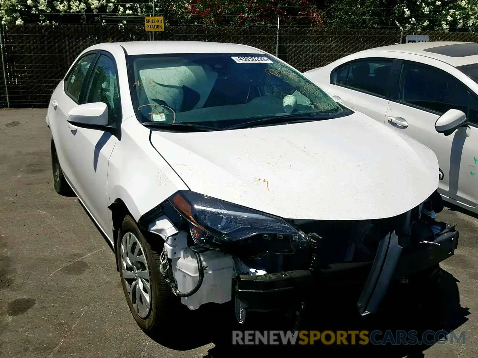 1 Photograph of a damaged car 2T1BURHE8KC179575 TOYOTA COROLLA 2019