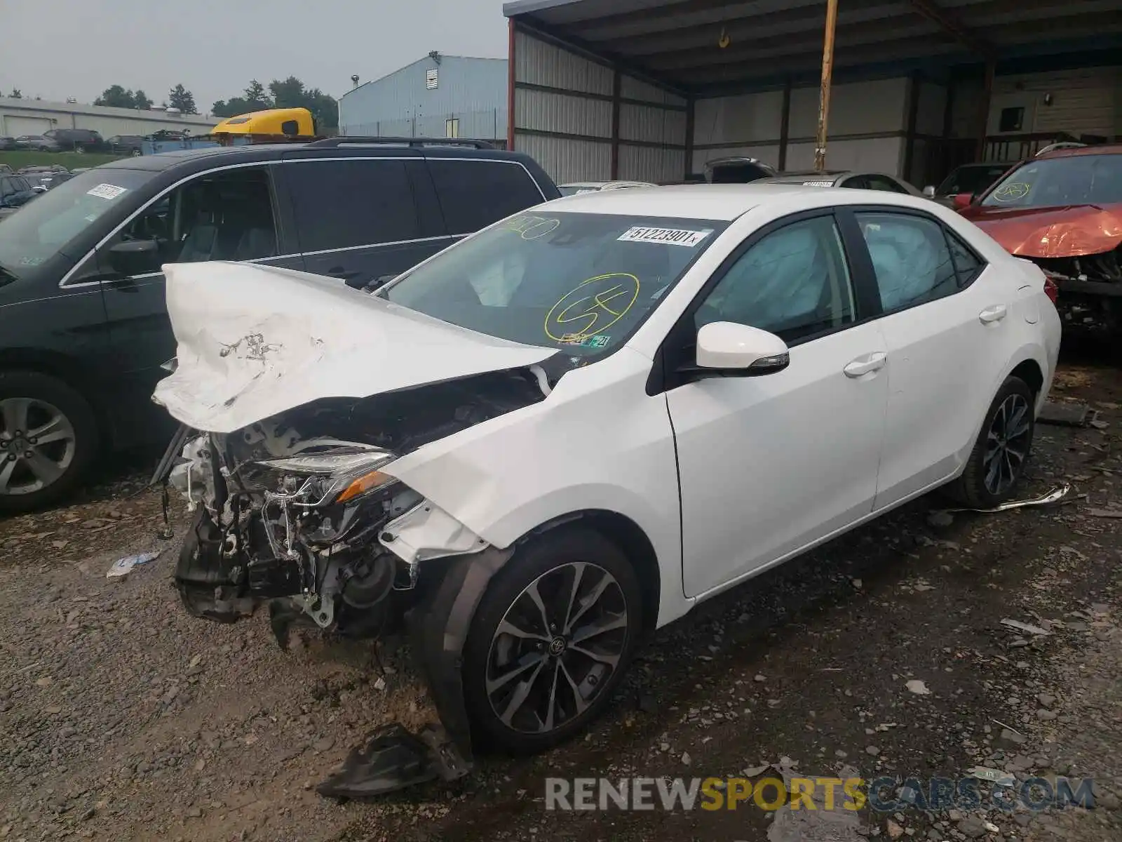 2 Photograph of a damaged car 2T1BURHE8KC179687 TOYOTA COROLLA 2019