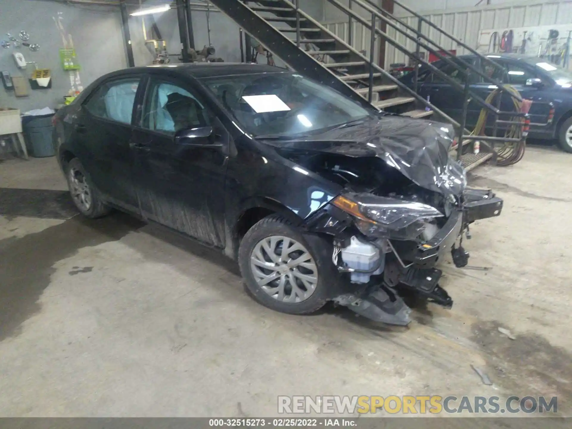 1 Photograph of a damaged car 2T1BURHE8KC181892 TOYOTA COROLLA 2019