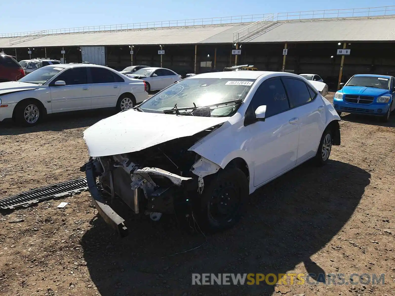 2 Photograph of a damaged car 2T1BURHE8KC182203 TOYOTA COROLLA 2019