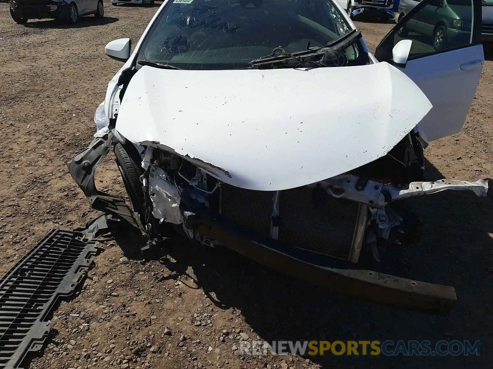 7 Photograph of a damaged car 2T1BURHE8KC182203 TOYOTA COROLLA 2019