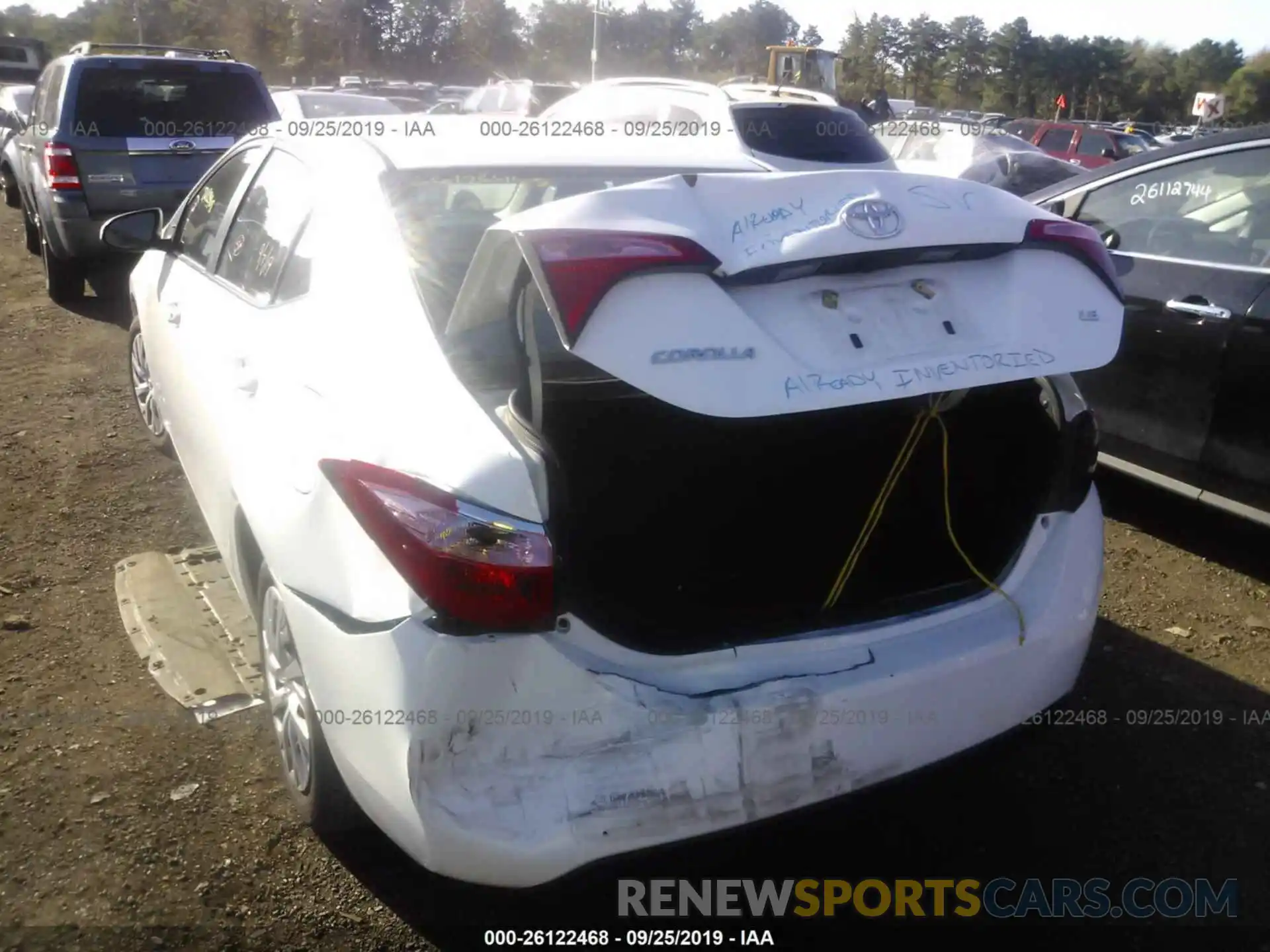 6 Photograph of a damaged car 2T1BURHE8KC183948 TOYOTA COROLLA 2019