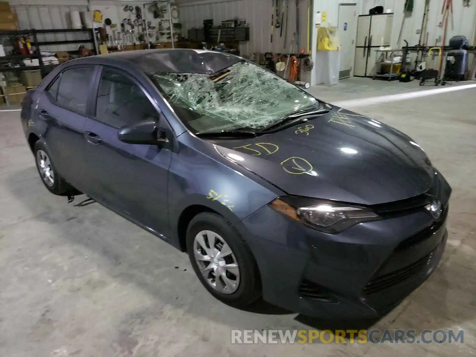 1 Photograph of a damaged car 2T1BURHE8KC185036 TOYOTA COROLLA 2019