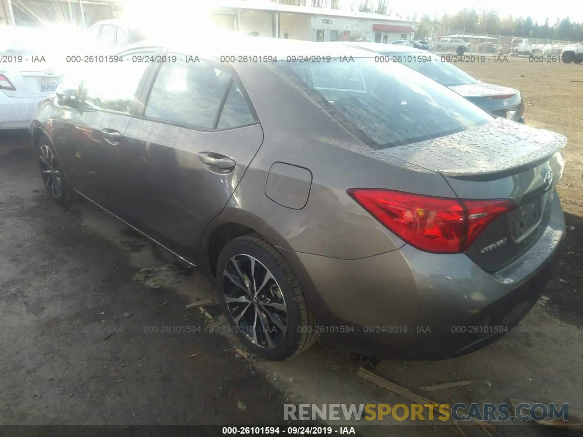 3 Photograph of a damaged car 2T1BURHE8KC185294 TOYOTA COROLLA 2019